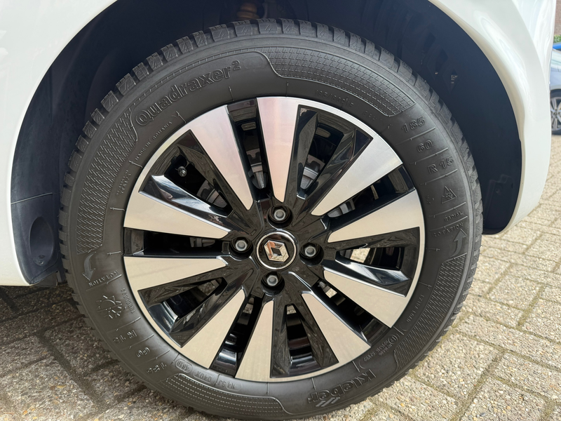 Renault Twingo 90PK Automaat, Groot scherm, stoelverwarming & App — photo 5