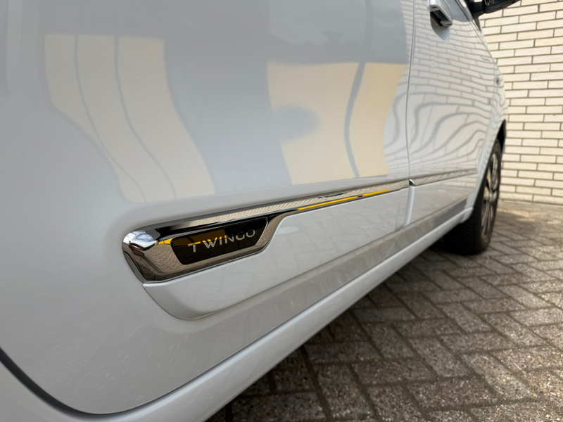 Renault Twingo 90PK Automaat, Groot scherm, stoelverwarming & App — photo 9