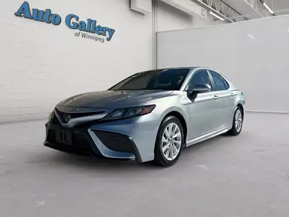 Silver 2024 Toyota Camry SE FWD Sedan Front-Wheel Drive 8-Speed Automatic