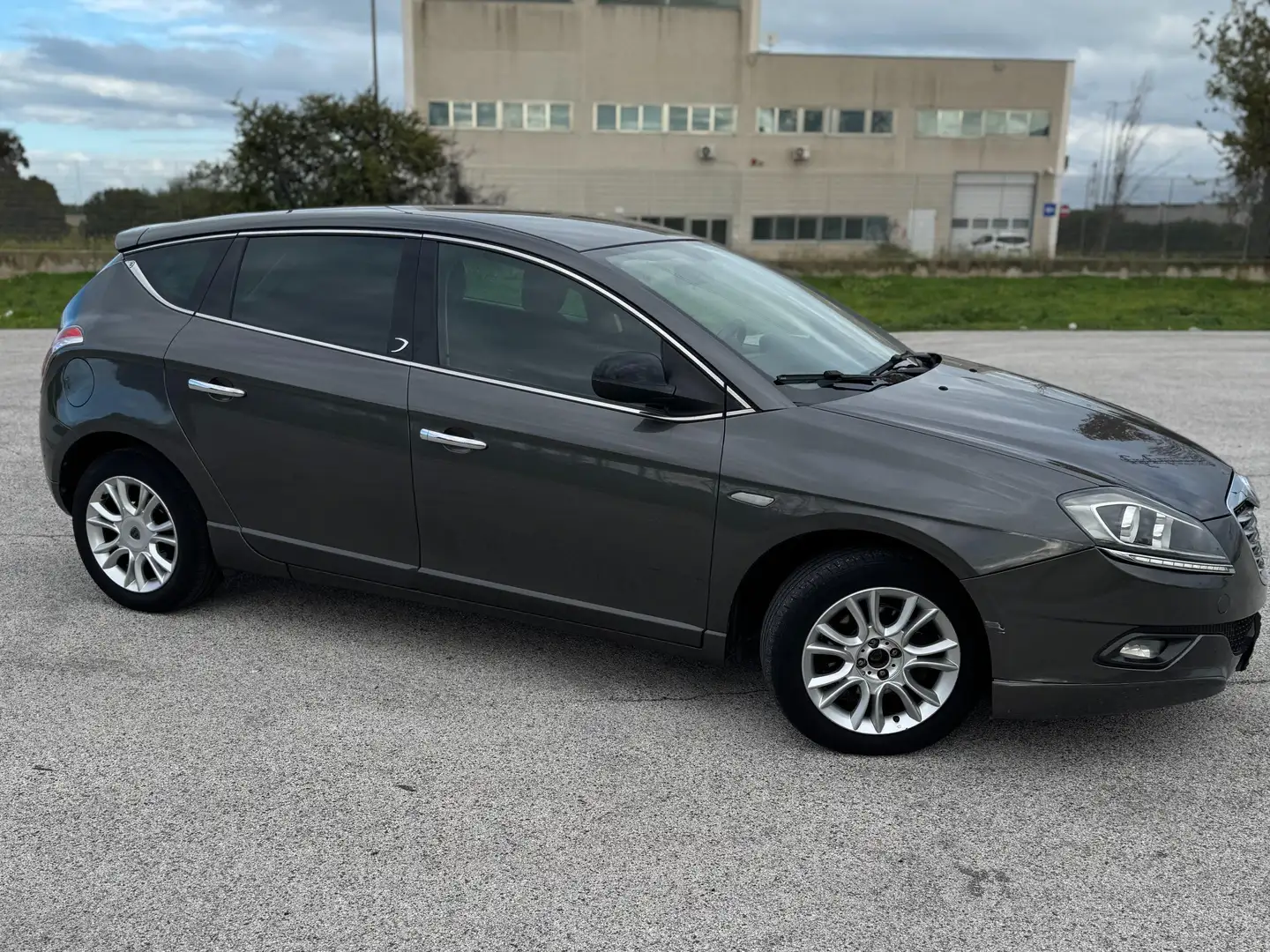 Lancia Delta Delta III 2008 1.6 mjt Silver 120cv Grigio - 2