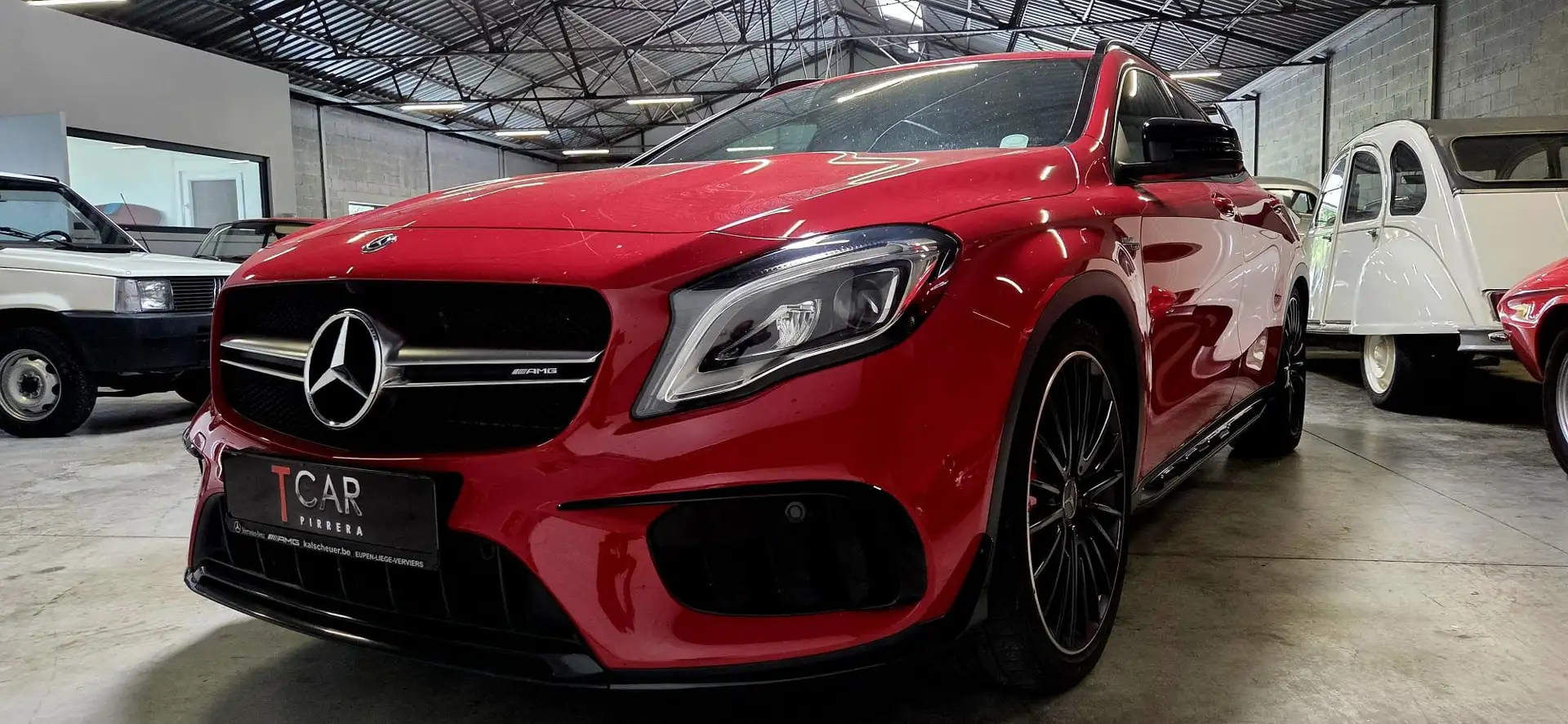 Mercedes-Benz GLA 45 AMG GLA 45 Mercedes-AMG UTILITAIRE Rosso - 1