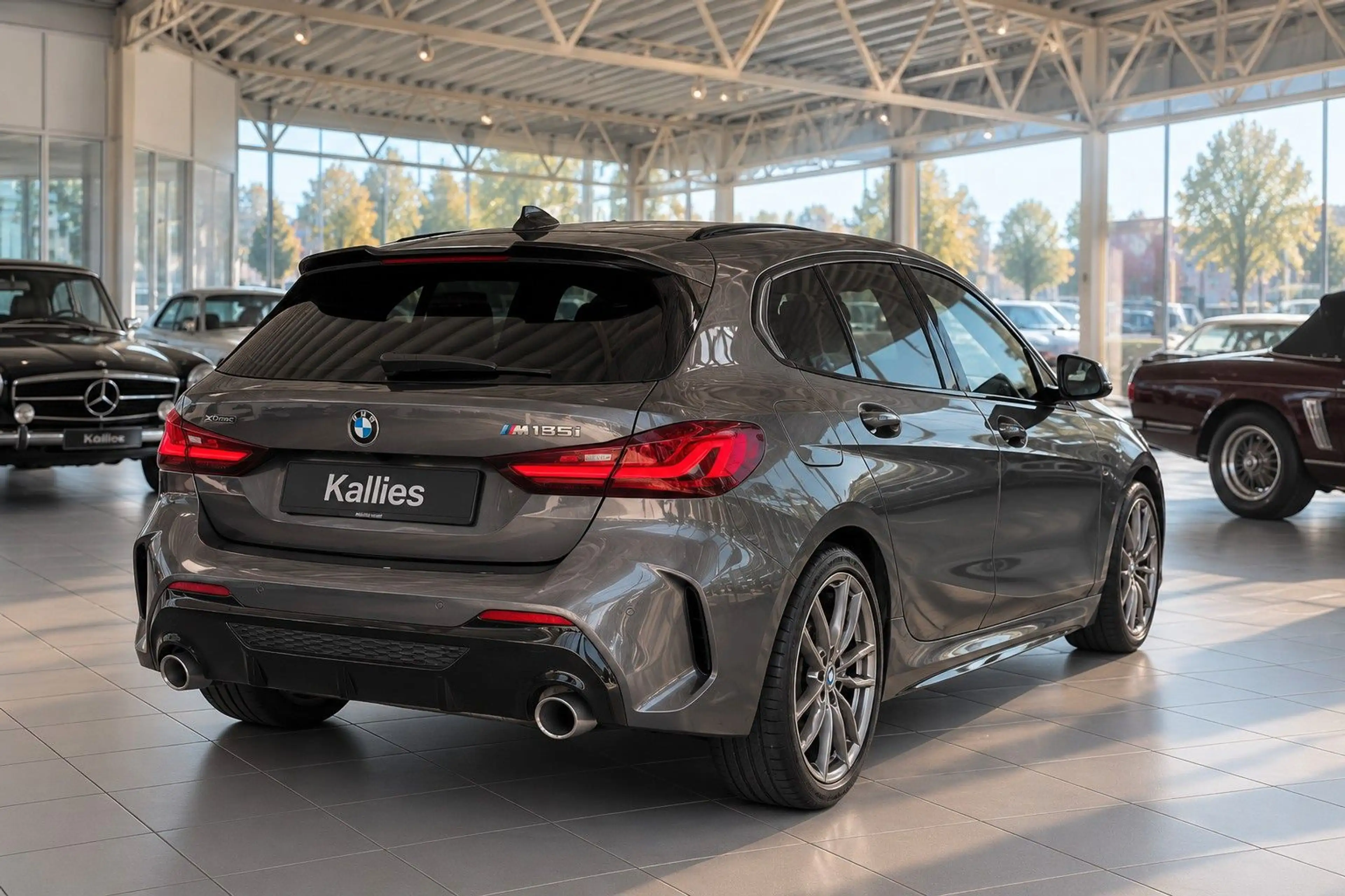 BMW 135 i xDrive A Kundendienst neu, TÜV neu — photo 3