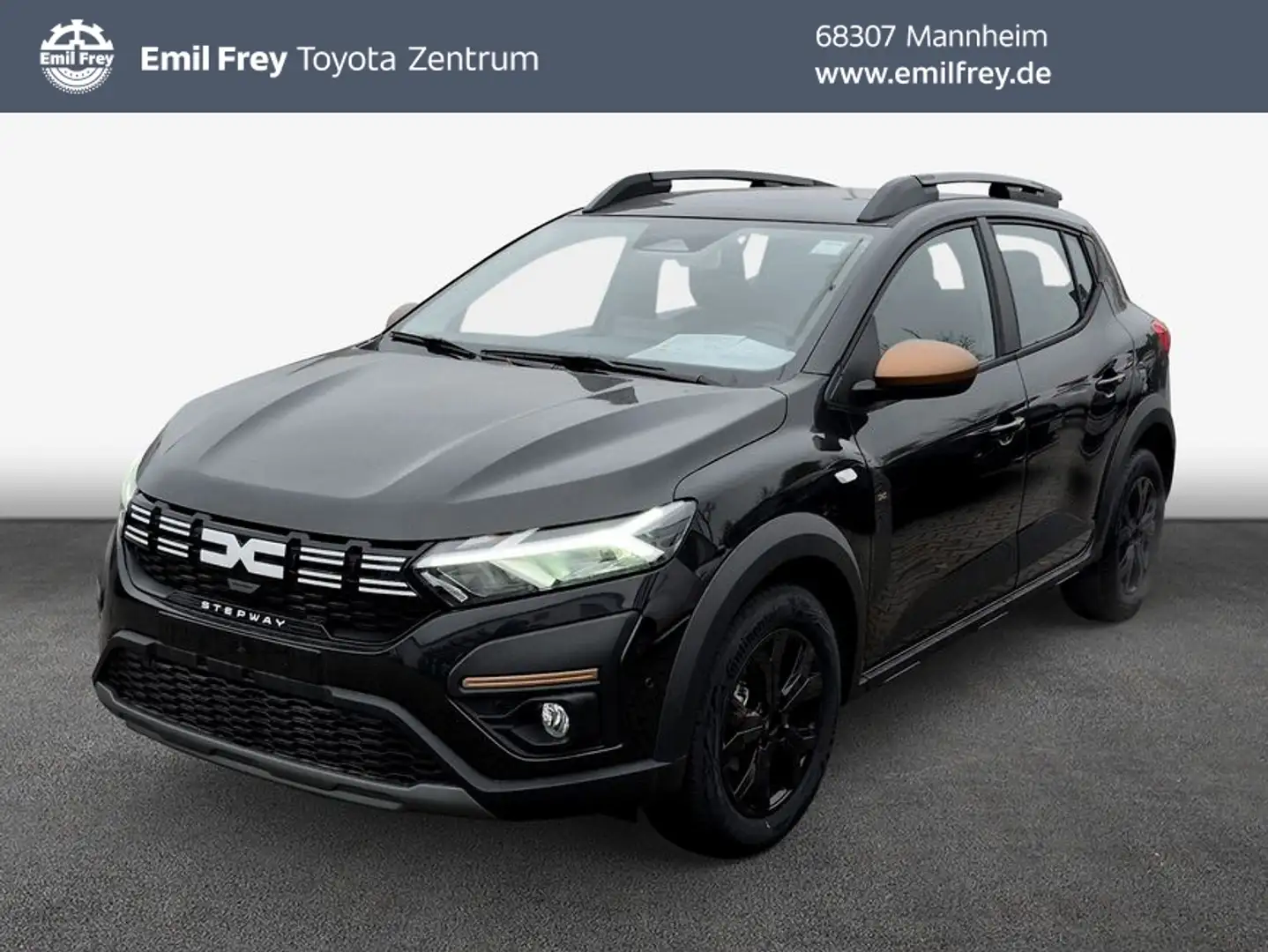 Dacia Sandero Stepway TCe 110 Extreme Zwart - 1