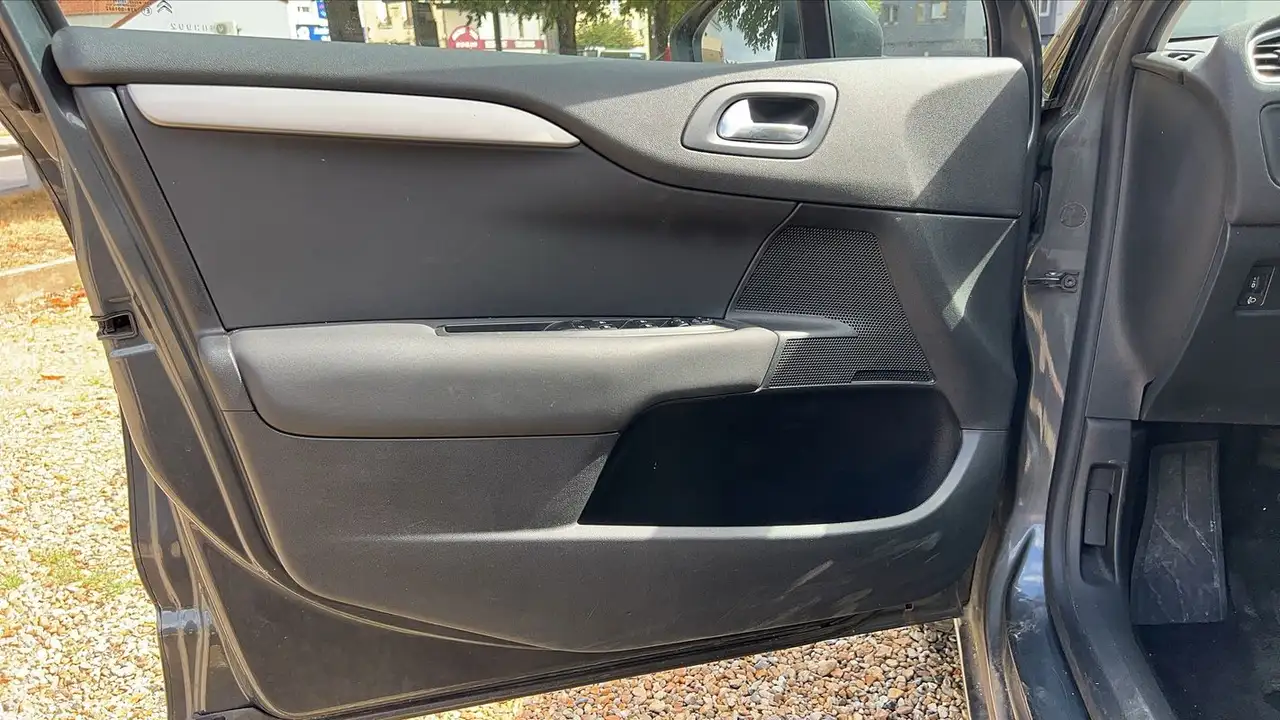 Citroen C4 Berline — photo 7