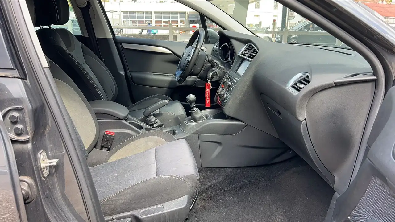 Citroen C4 Berline — photo 25