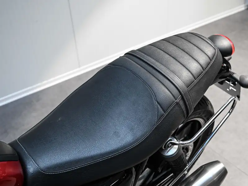 Triumph Street Twin - foto 7