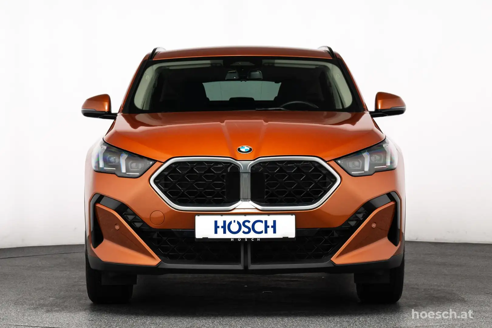 BMW X2 sDrive18d AHK ADAPT.LED ASSISTANT Orange - 2