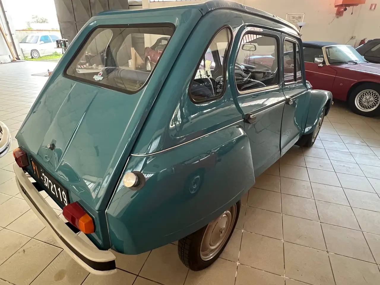 Citroen Dyane 6, foto 2