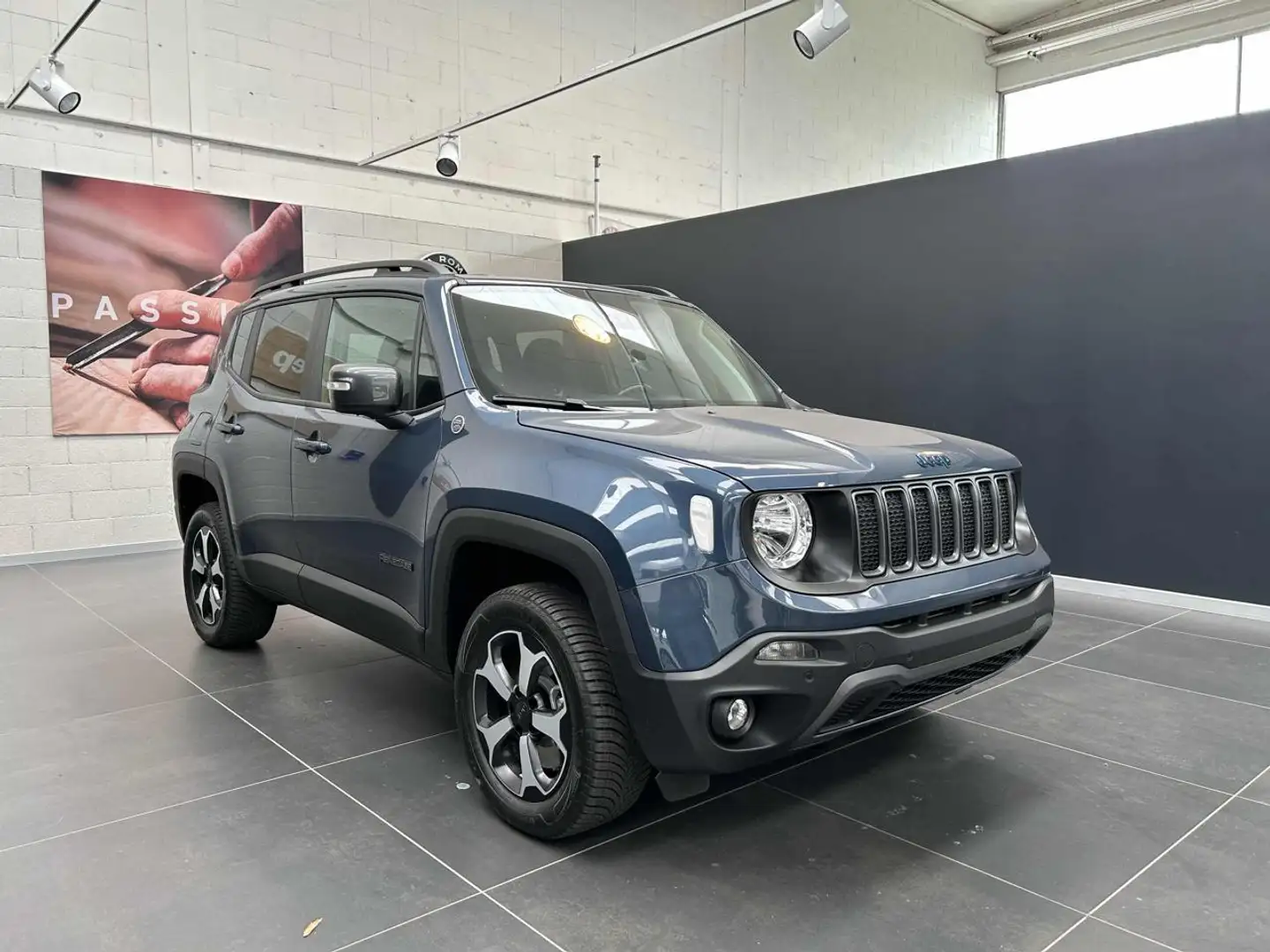 Jeep Renegade 1.3 T4 240CV PHEV 4xe AT6 Trailhawk Blu/Azzurro - 1