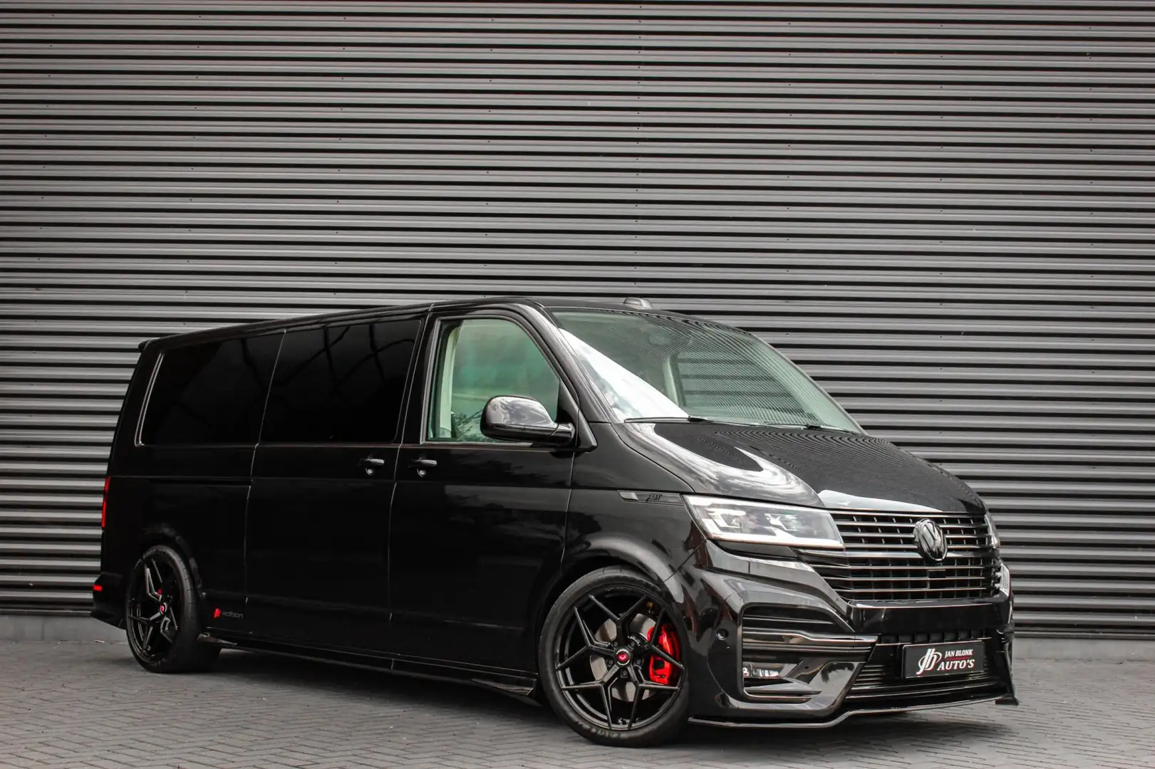 Volkswagen Transporter 2.0 TDI L2H1 30 DC CARAVELLE 204PK LEIGHTONVANS BO Nero - 2