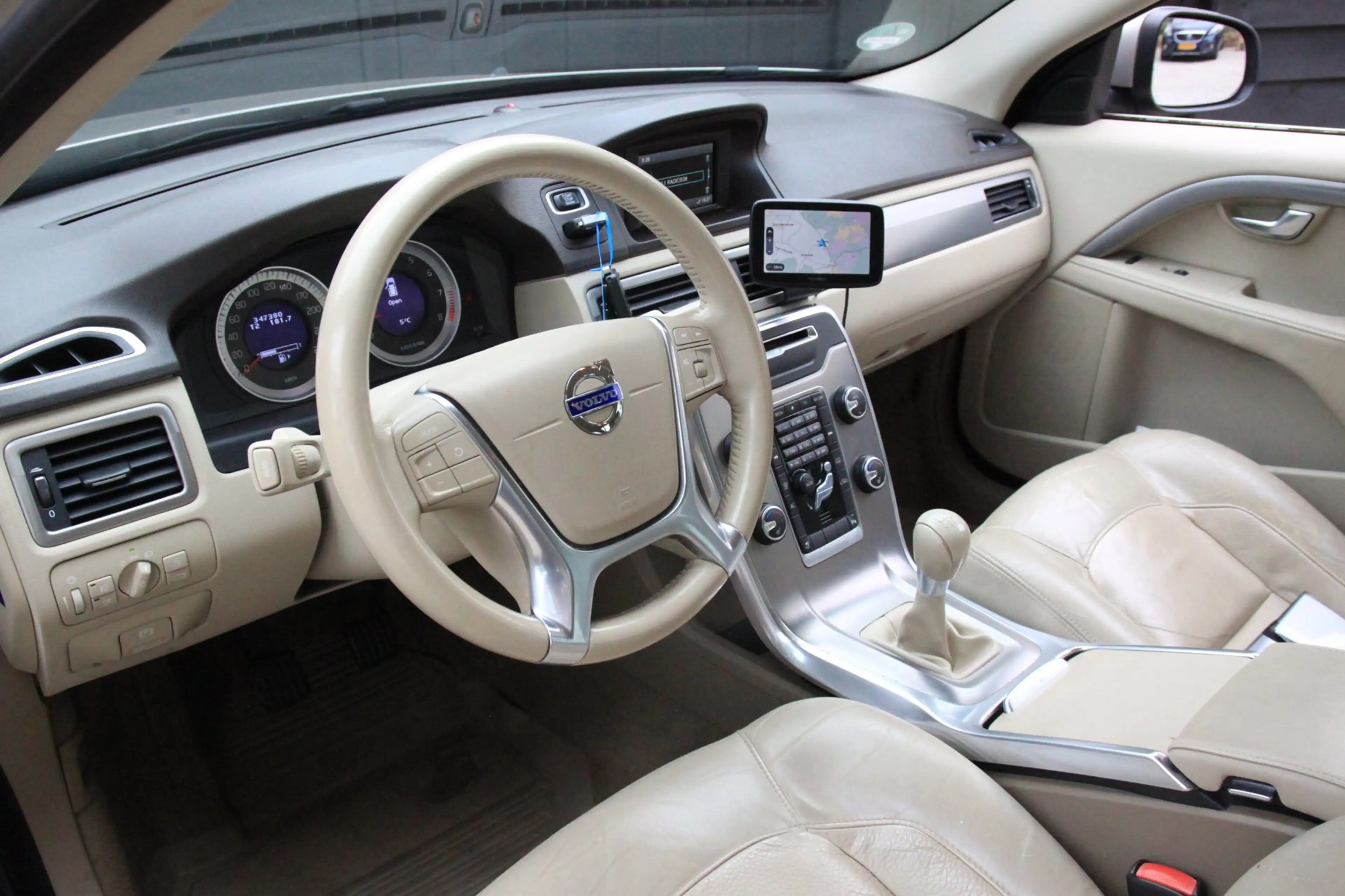 Volvo V70 2.5T Summum CNG/Xenon/Leer/Navigatie/Parkeersensor — photo 10