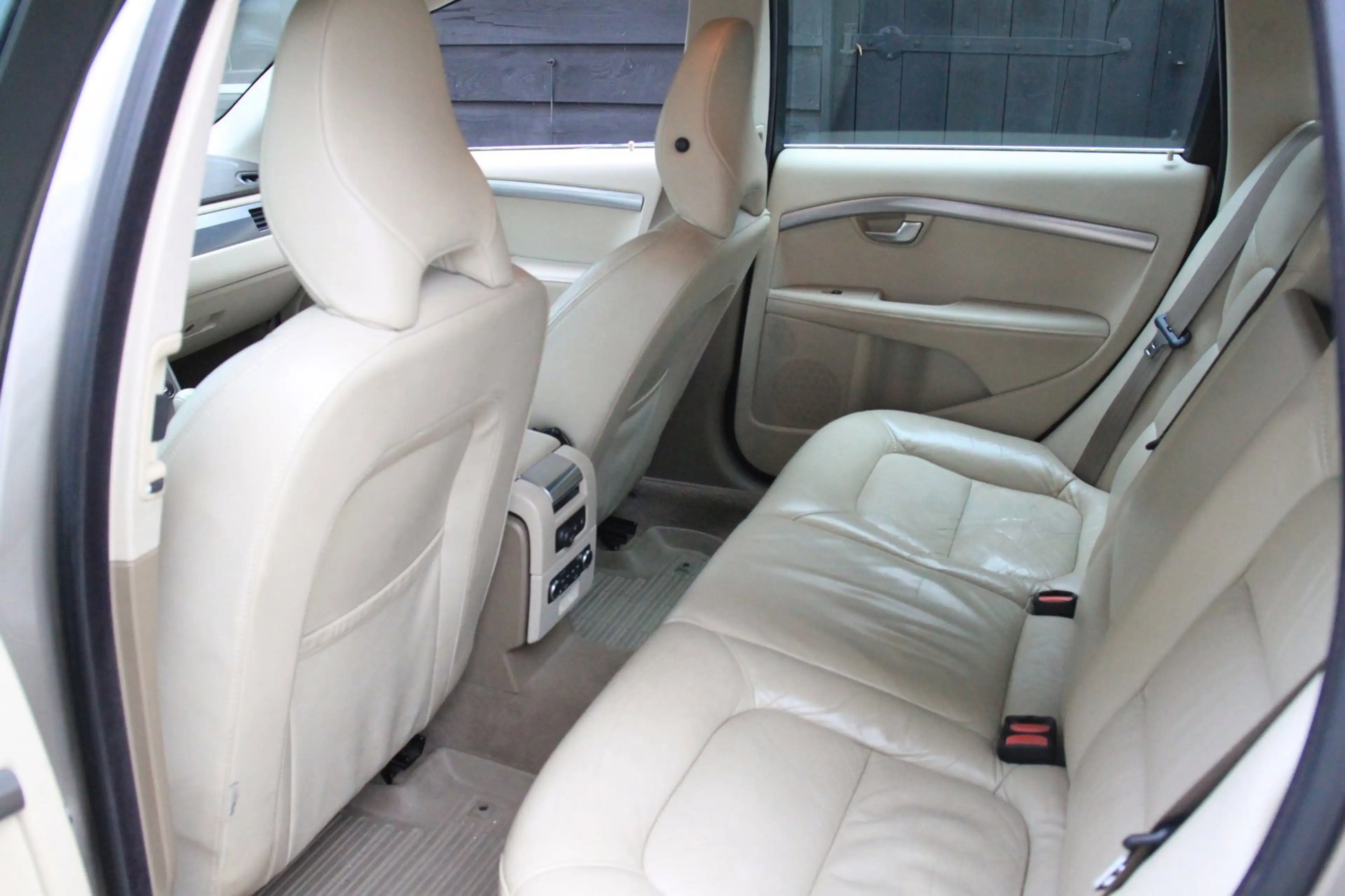 Volvo V70 2.5T Summum CNG/Xenon/Leer/Navigatie/Parkeersensor — photo 16