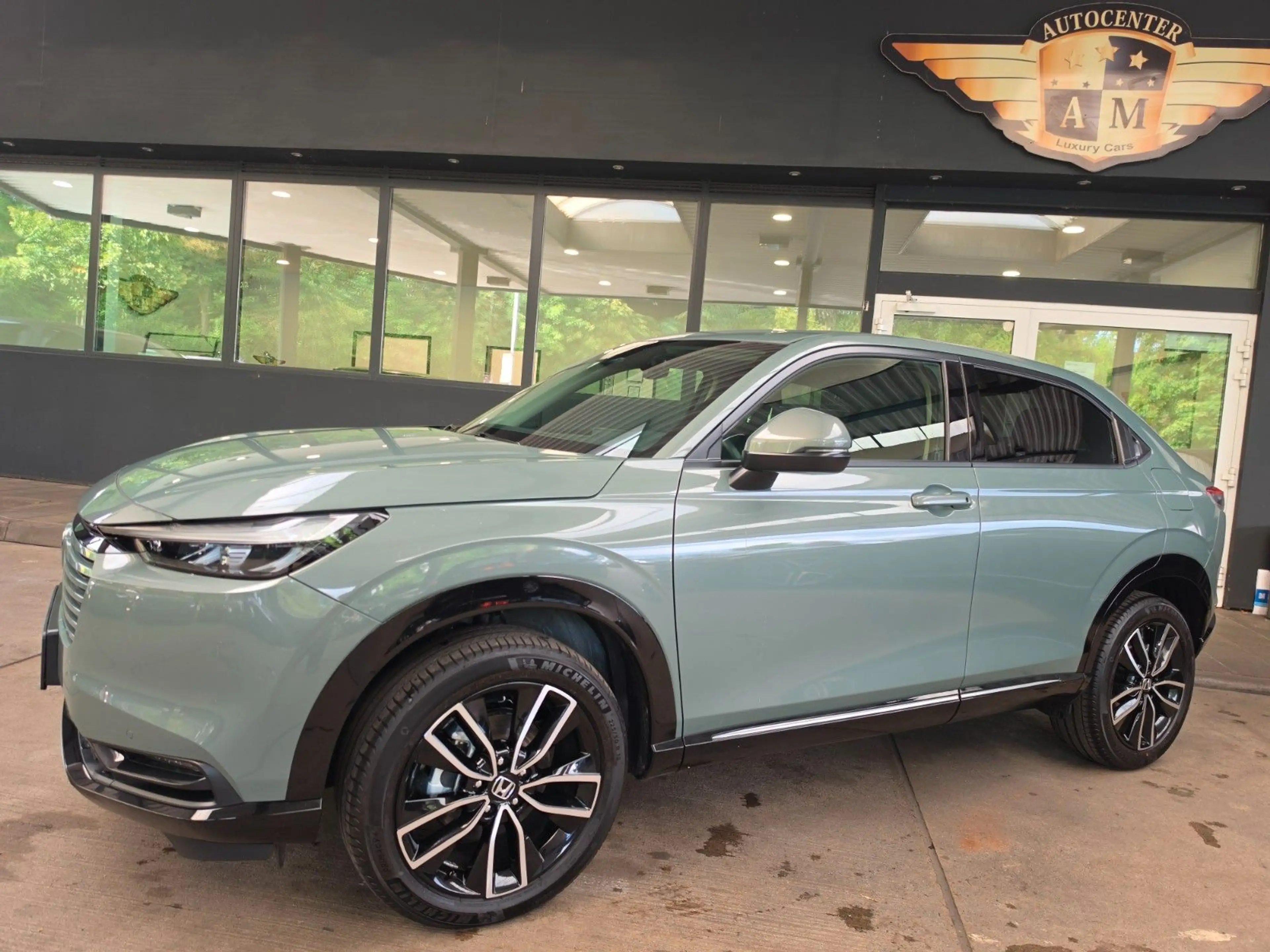 Honda HR-V Advance 1.5i-MMD HYBRID 1.H/Sage-Green/NEU — photo 3