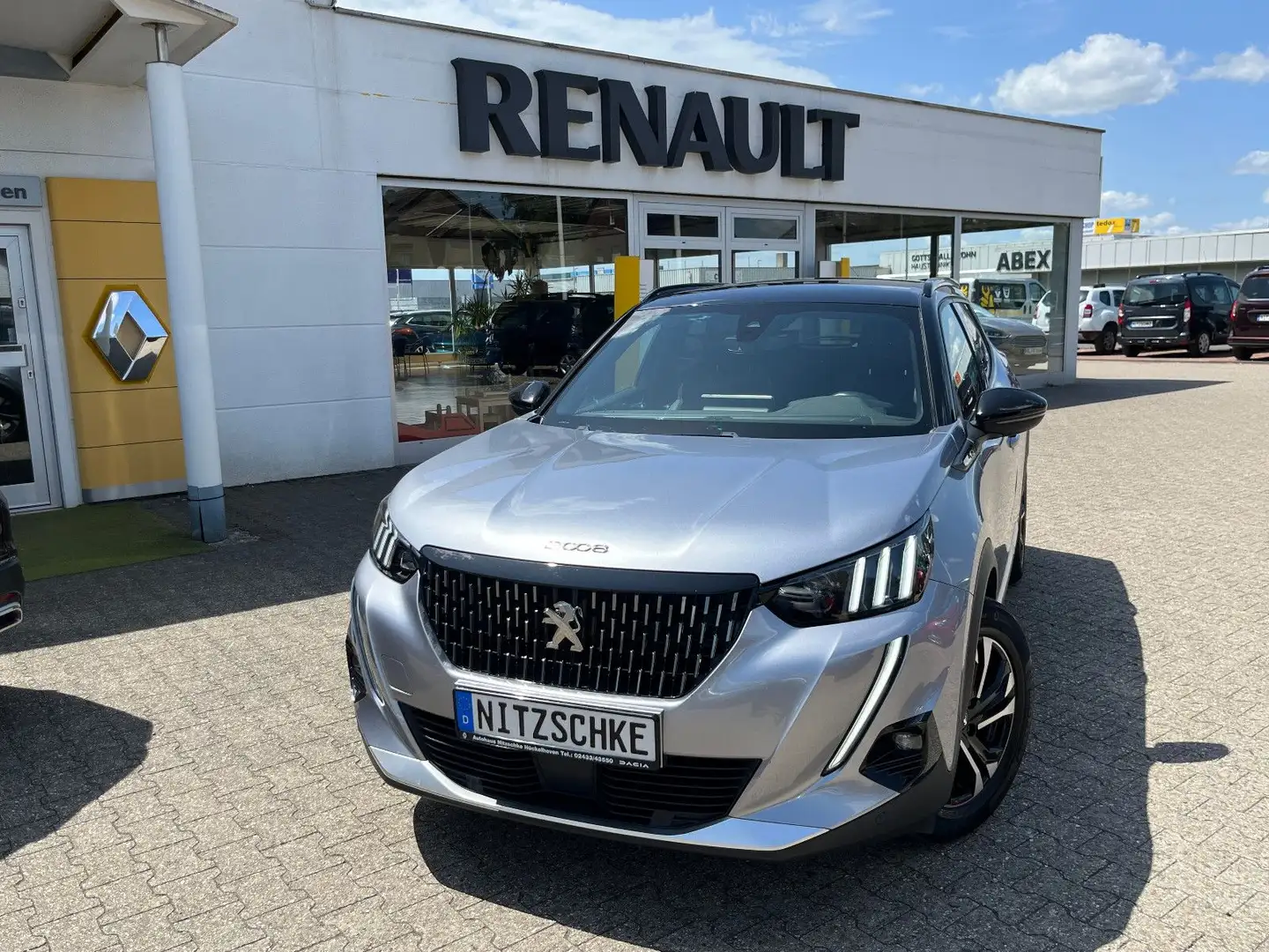 Peugeot 2008 GT-Line 1,2 PT 130 AUTOMATIK (NAVI/ACC) Gris - 1
