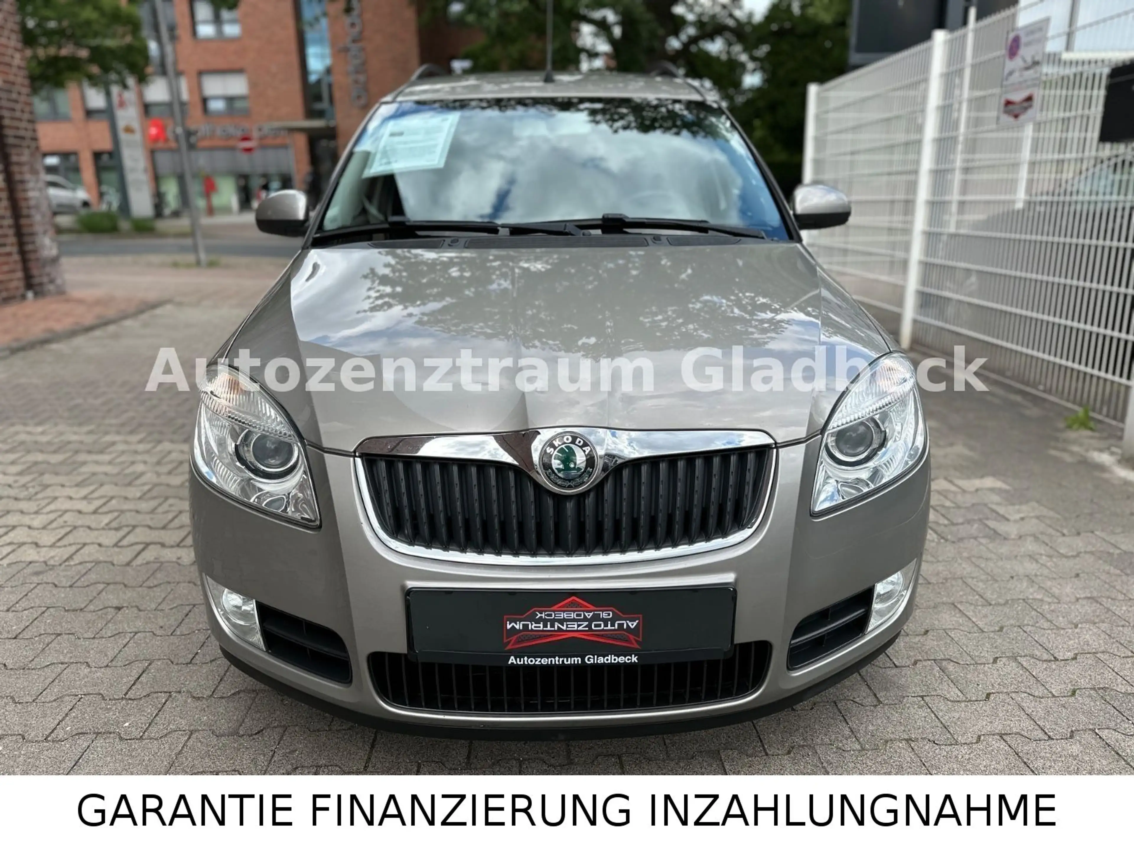 Skoda Roomster Comfort*NAVI*TÜV NEU* — photo 3
