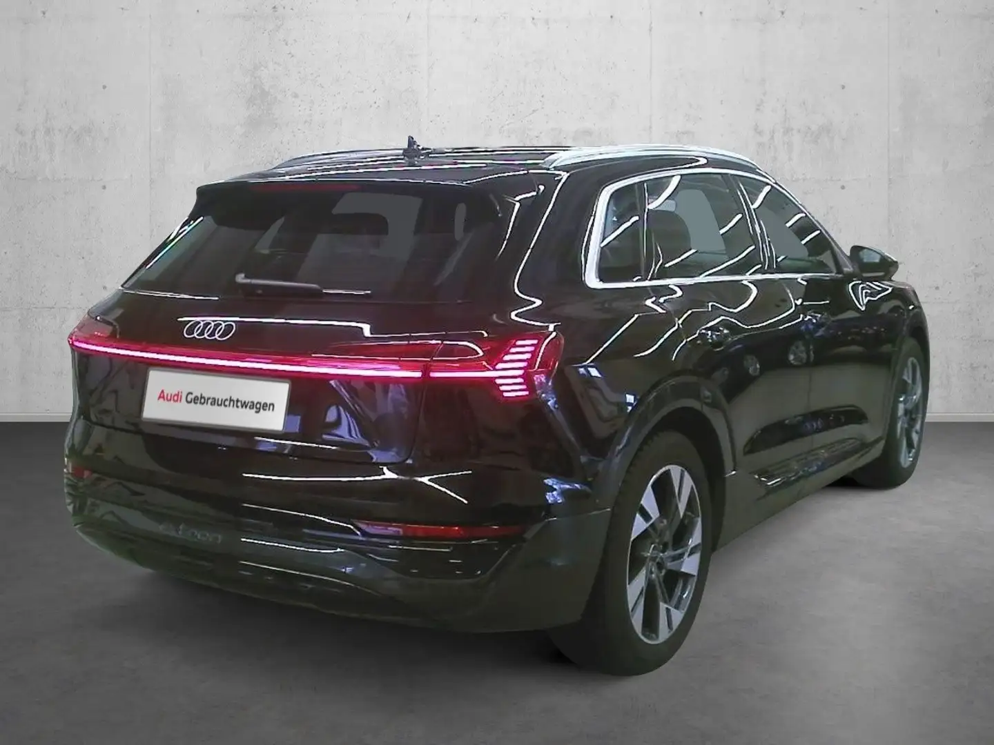Audi Q8 e-tron 55 quattro advanced*NAVI-PLUS*HUD*MATR Schwarz - 2