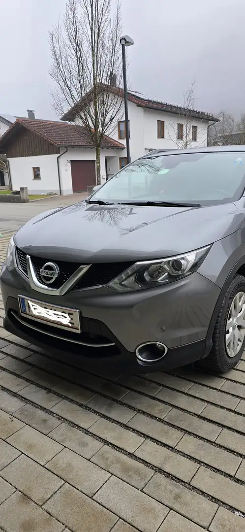 Nissan Qashqai Qashqai 1,6 dCi Tekna Aut. Tekna Grau - 1