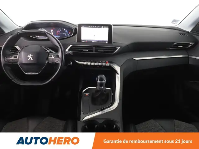 Peugeot 3008 view 12