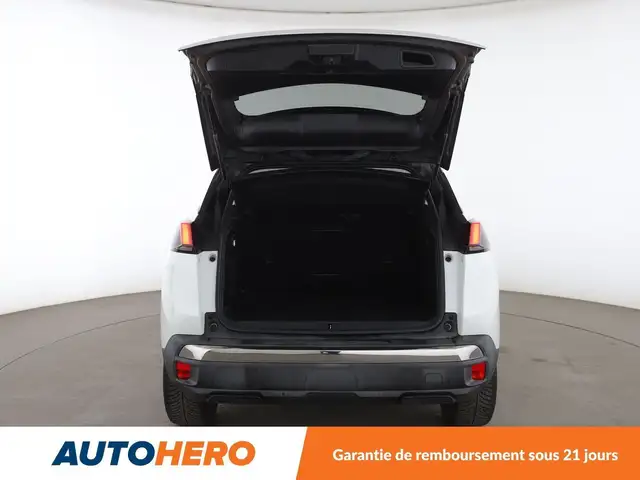 Peugeot 3008 view 16