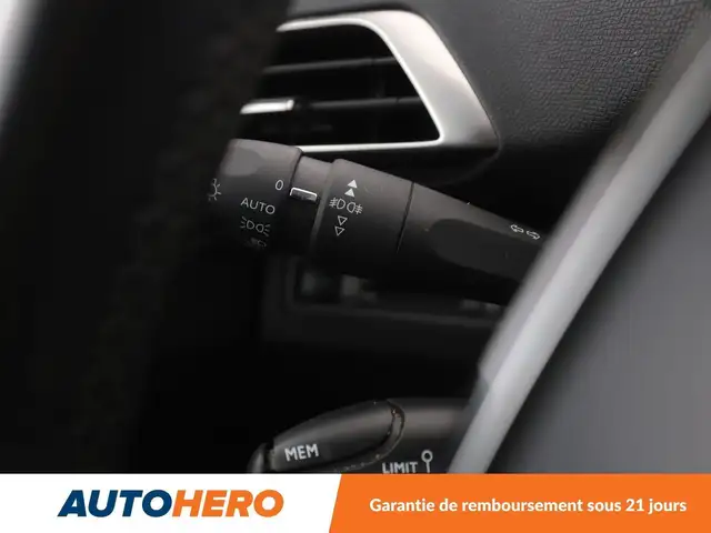 Peugeot 3008 view 20