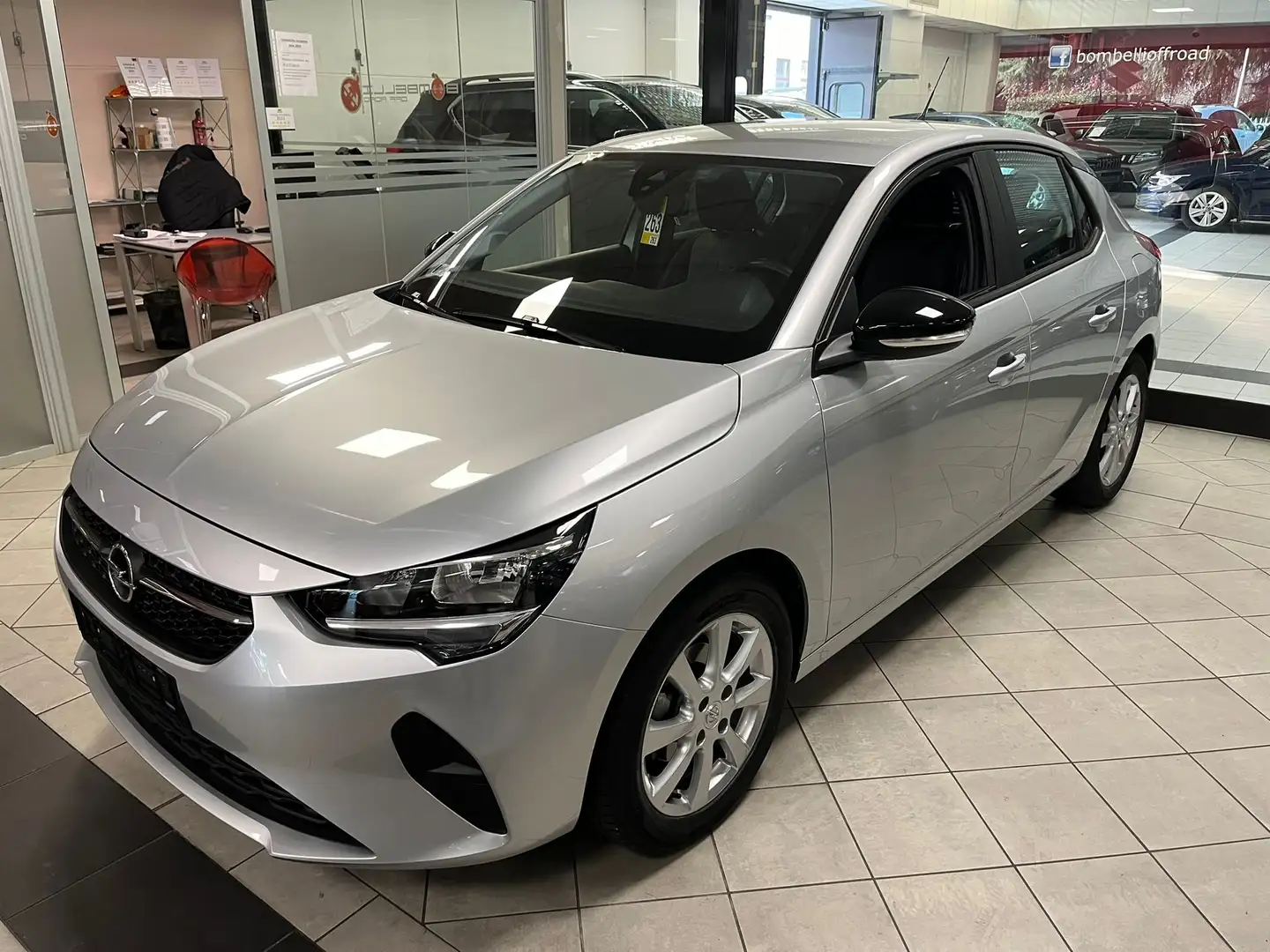 Opel Corsa 1.2 Edition 75cv euro6-- risparmio 40% dal nuovo Grau - 1