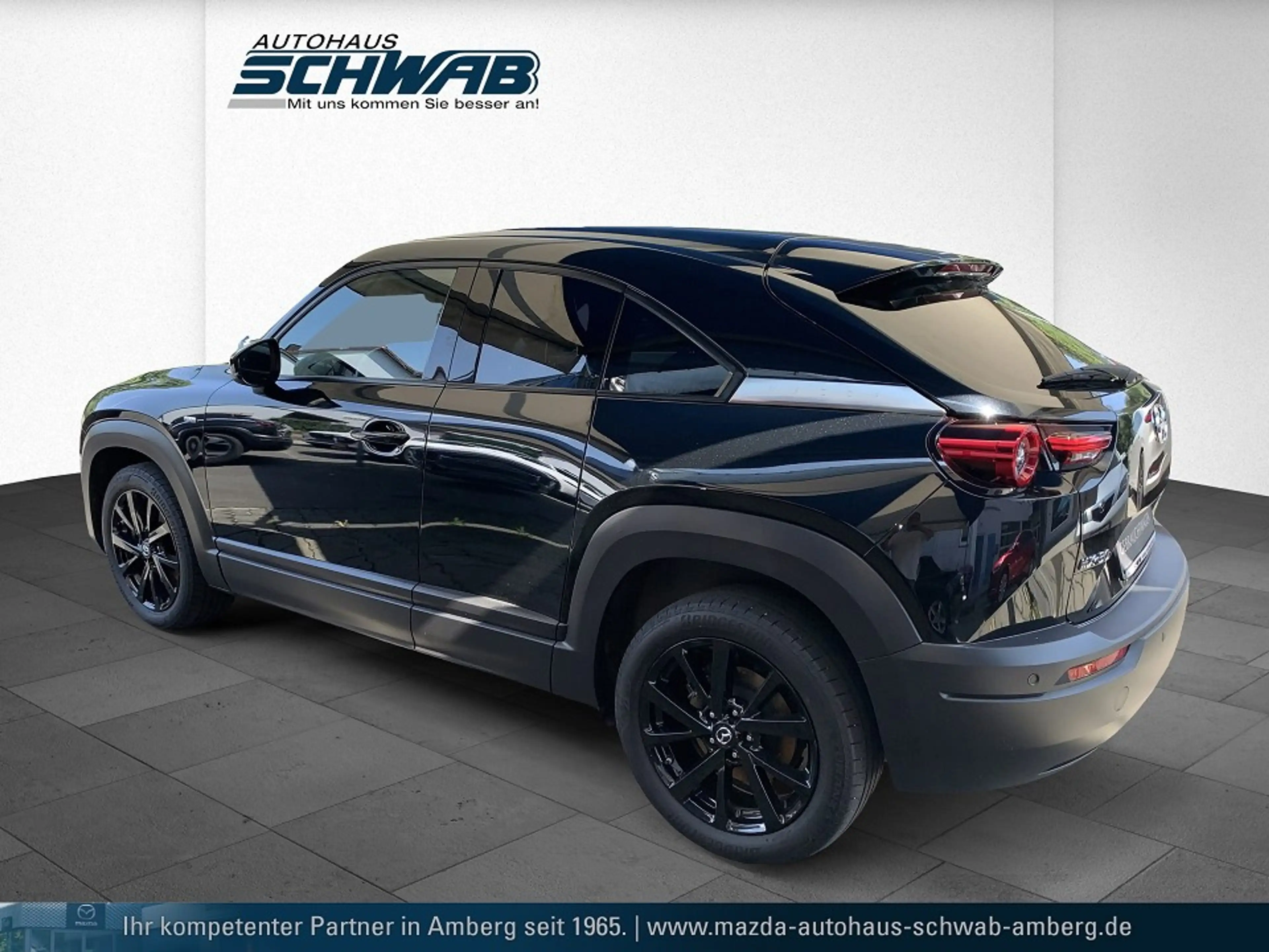 Mazda MX-30 L e-SKYACTIV EV ADVANTAGE Mazda MX-30 L e-SKYACTIV — photo 4
