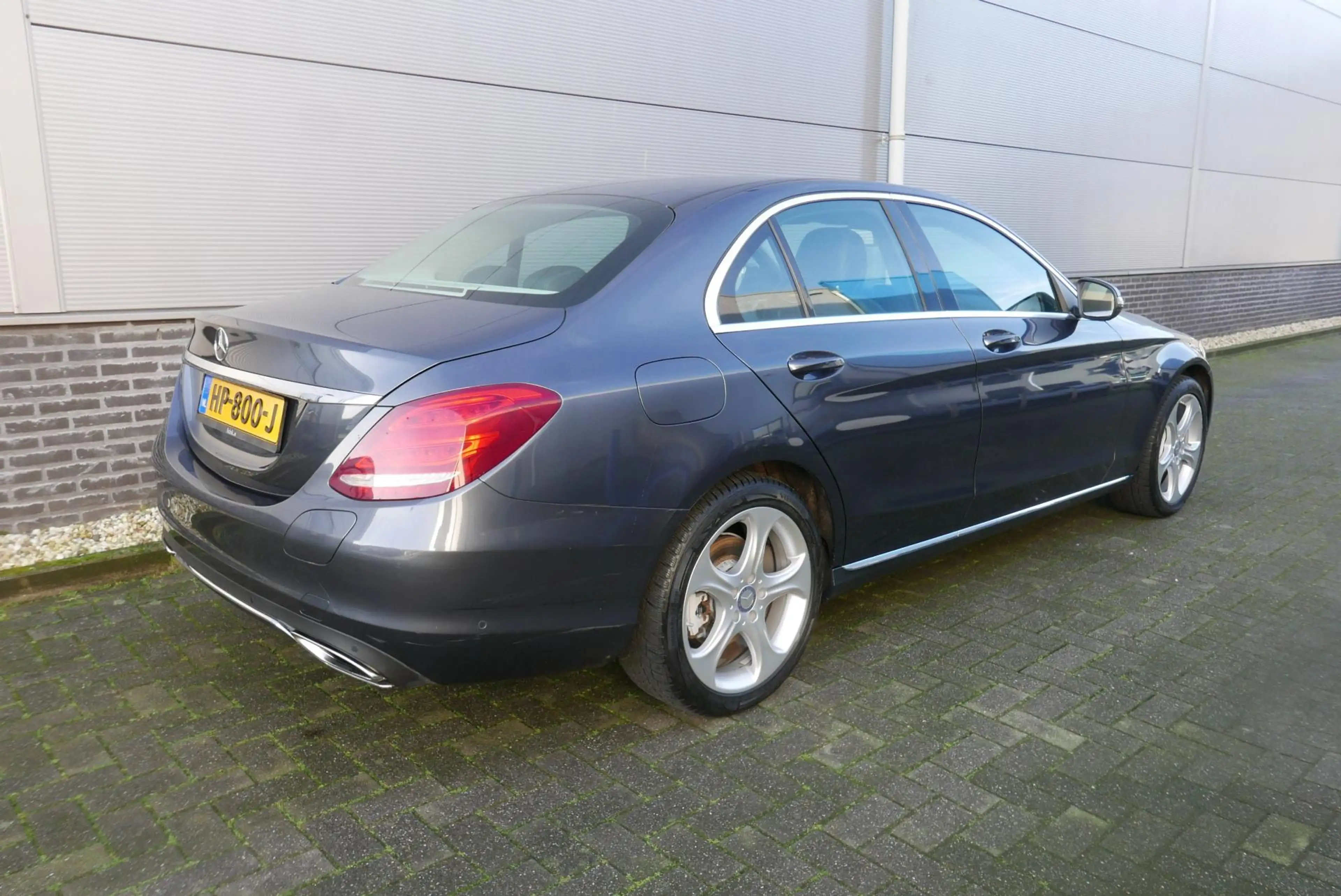 Mercedes-Benz C 350 e Lease Edition — photo 4