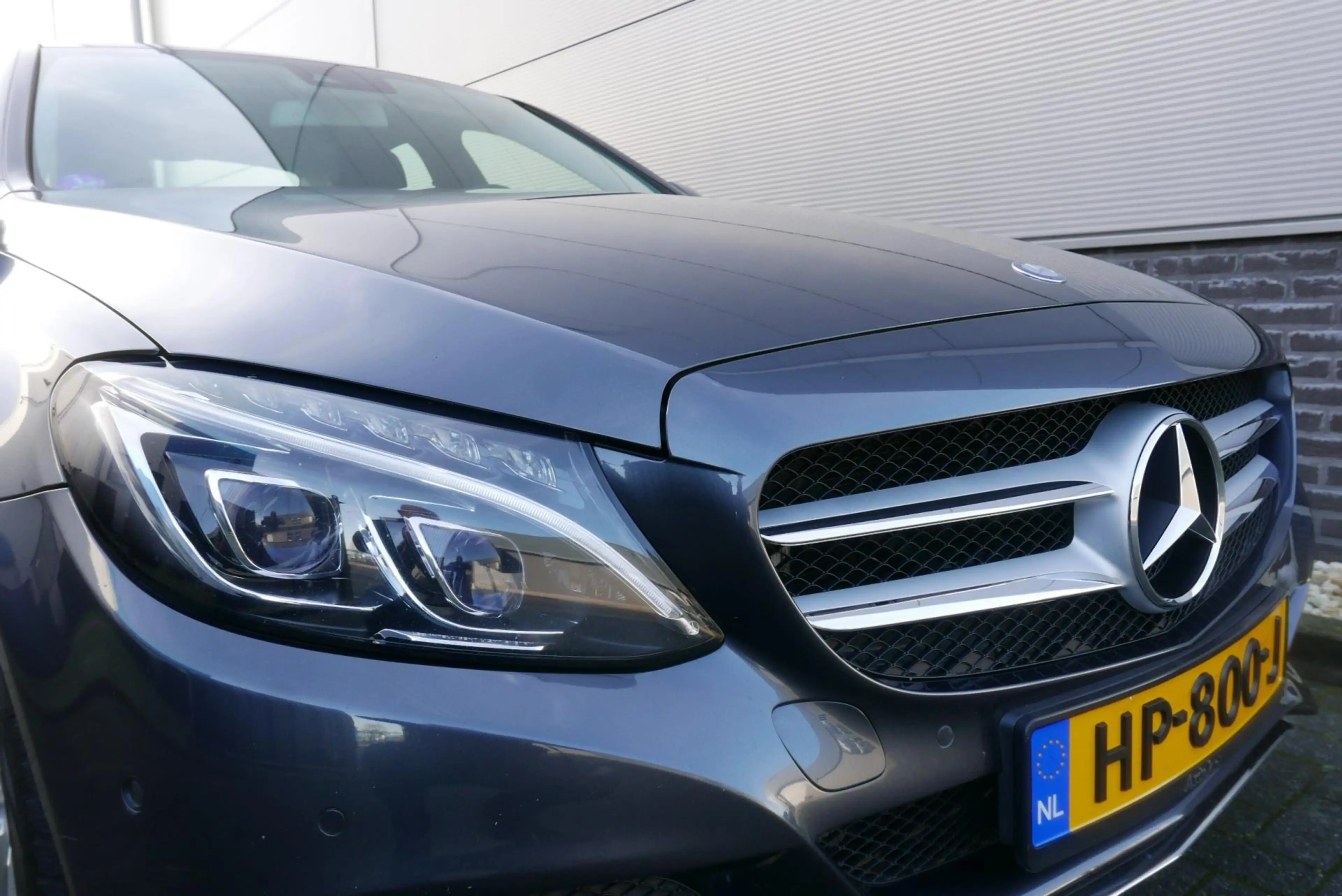 Mercedes-Benz C 350 e Lease Edition — photo 3