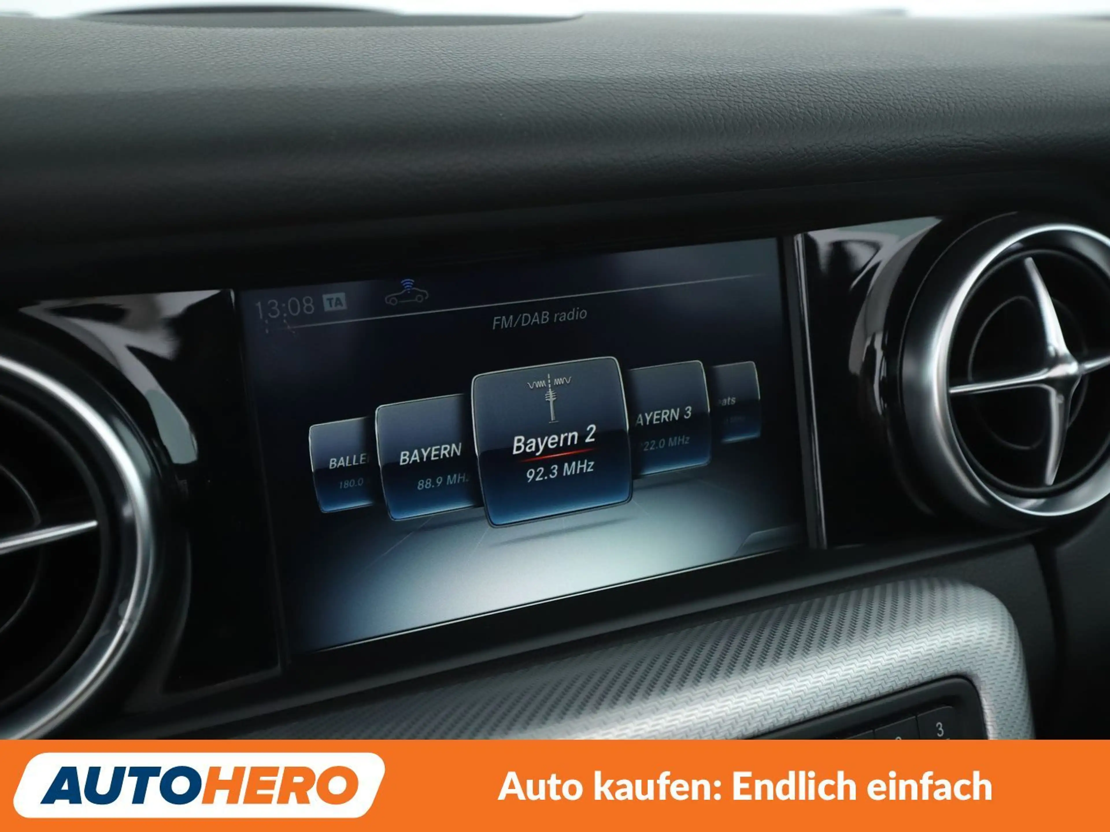 Mercedes-Benz SLC 180 SLC 180 AMG Line Aut.*NAV*LED*TEMPO*PDC*SHZ*BT* — photo 21