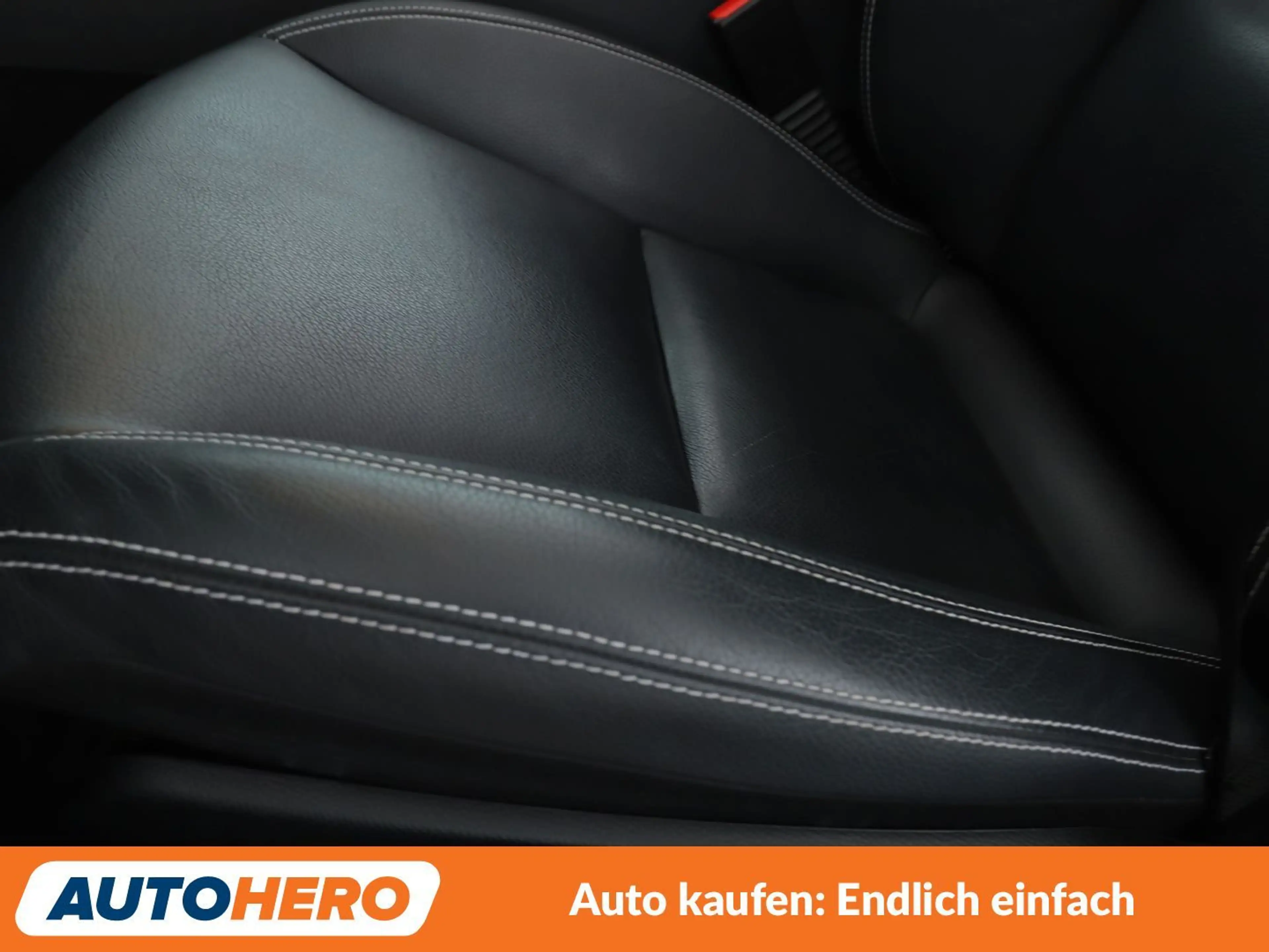 Mercedes-Benz SLC 180 SLC 180 AMG Line Aut.*NAV*LED*TEMPO*PDC*SHZ*BT* — photo 28