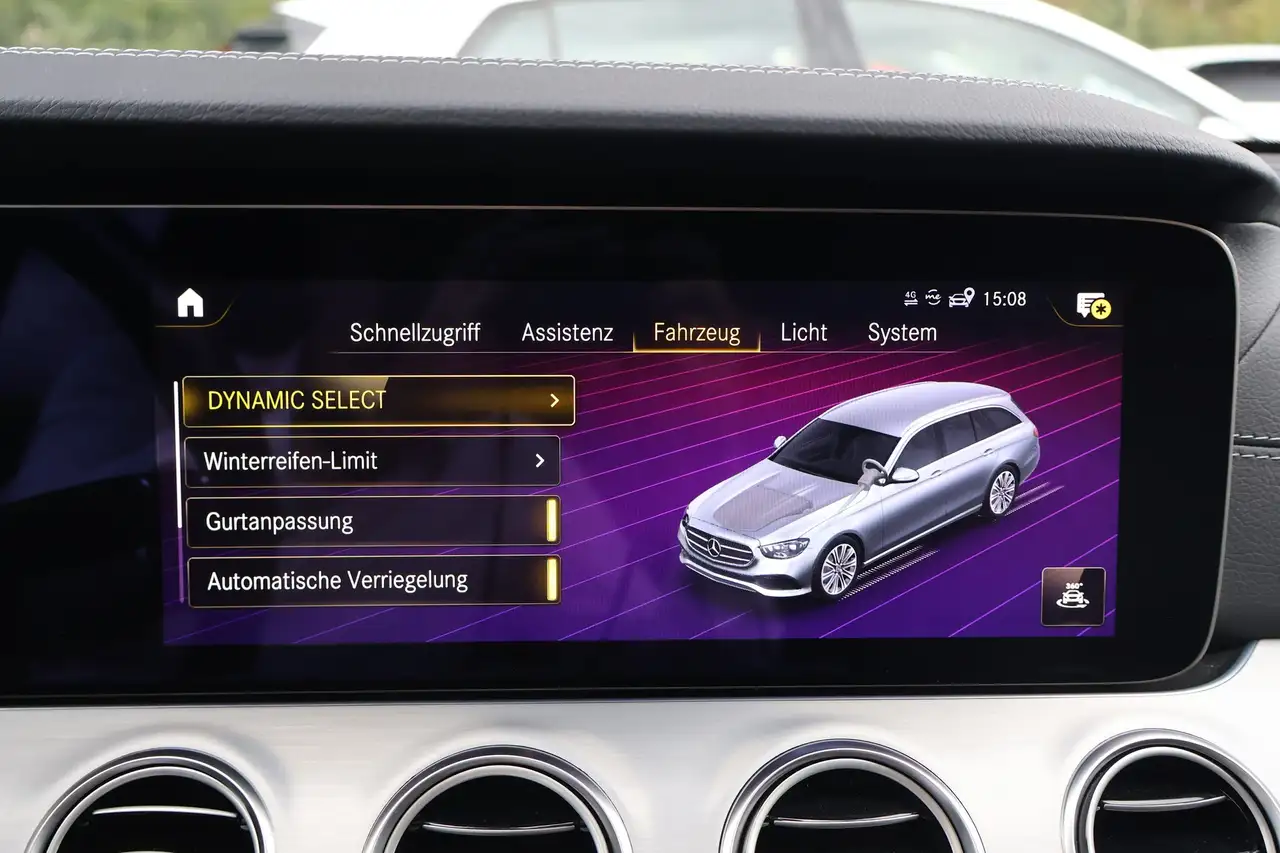 Mercedes-Benz E-Class E300 e T-Modell AMG Line LED Navi Totwinkel AHK, миниатюра 17