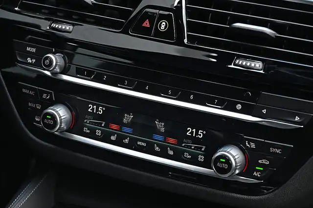 BMW 540 d 48 V Touring xDrive Aut. M Sport Pro NP €109k... Ansicht 16