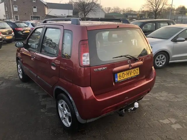 Suzuki Ignis view 4
