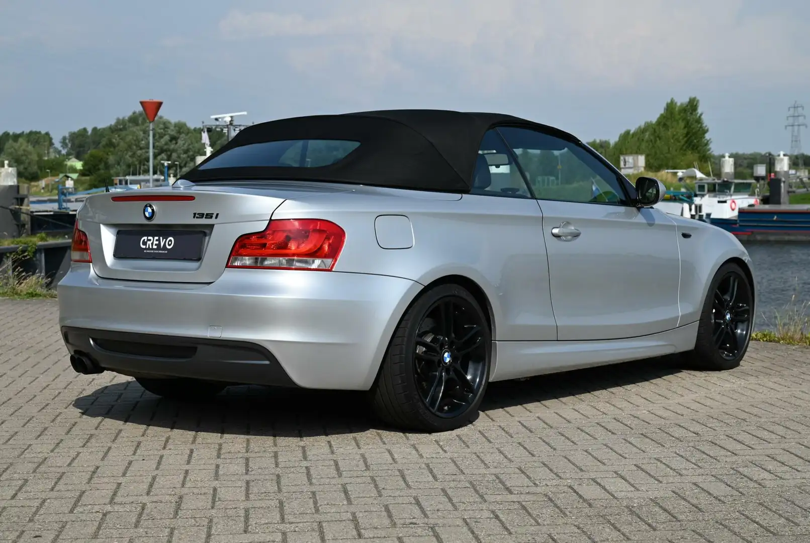 BMW 135 1-serie Cabrio 135i High Executive Grijs - 2