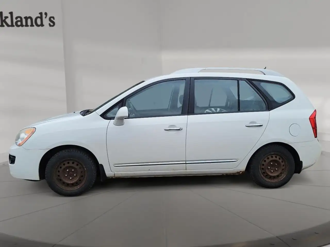 Kia Rondo снимка Kia Rondo