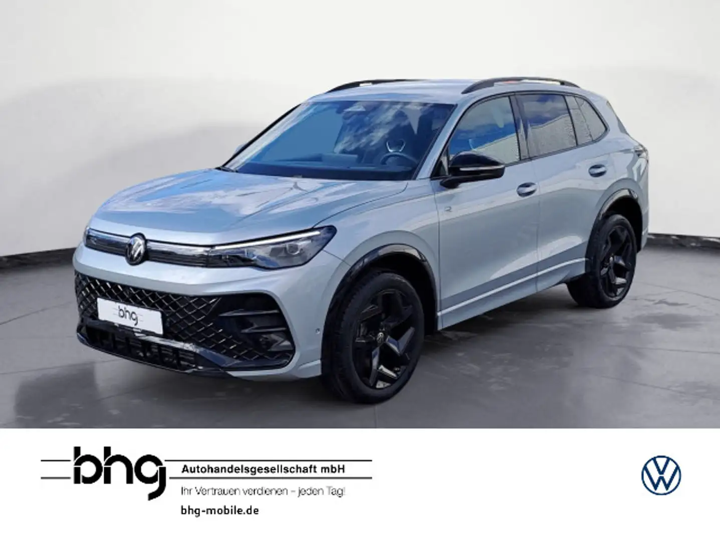 Volkswagen Tiguan 2.0 TDI SCR 4MOTION DSG R-Line *AHK*MASSA Silber - 1