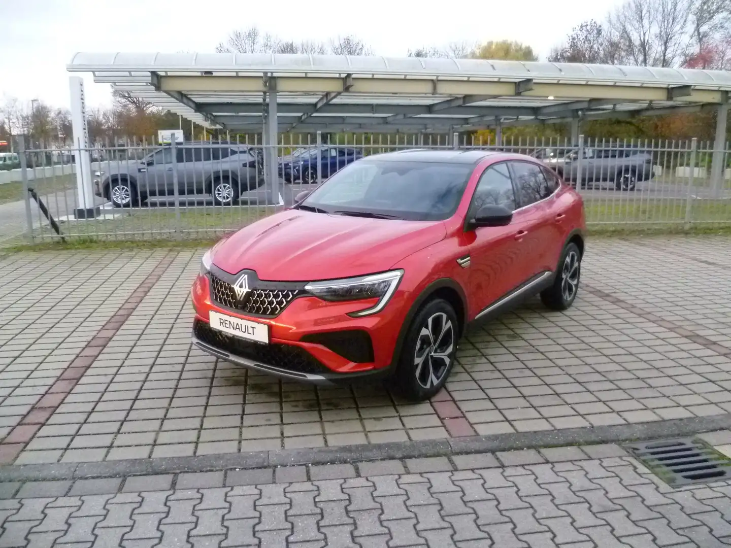 Renault Arkana TCe Mild Hybrid 140 EDC Techno Rouge - 1