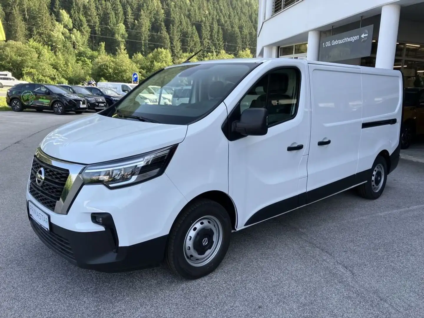 Nissan Primastar Kastenwagen L2H1 3,0t dCi 150 Acenta 2ST Weiß - 1