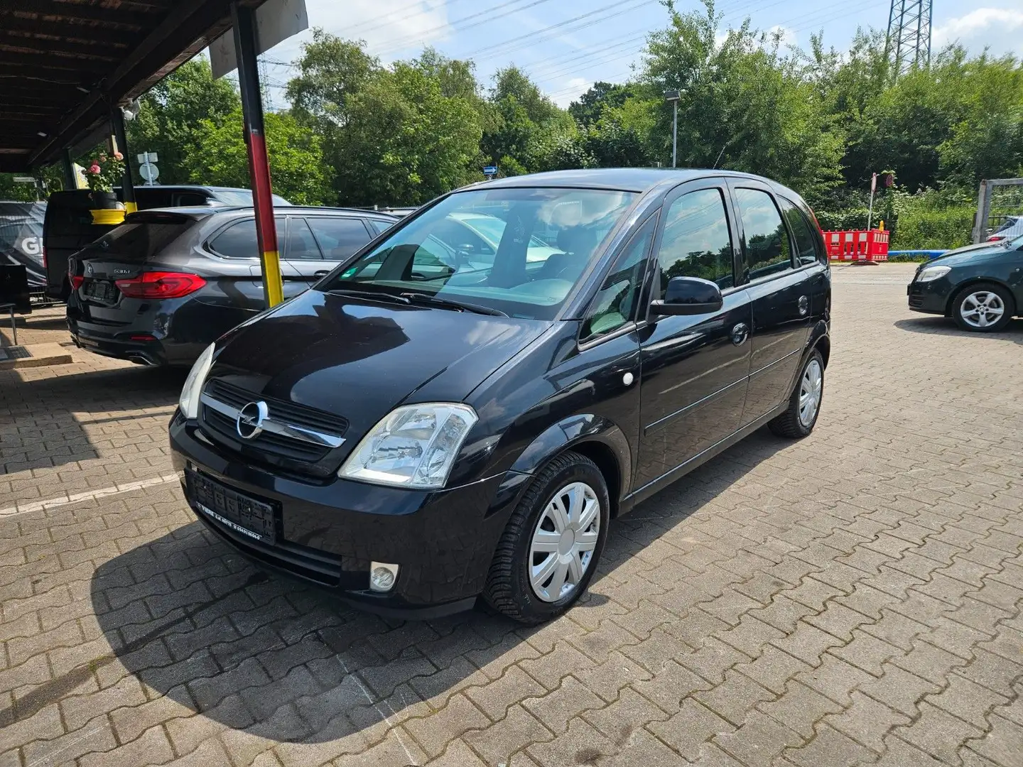 Opel Meriva Cosmo 1.6 74KW KLIMA*TÜV 03/2026* Zwart - 2