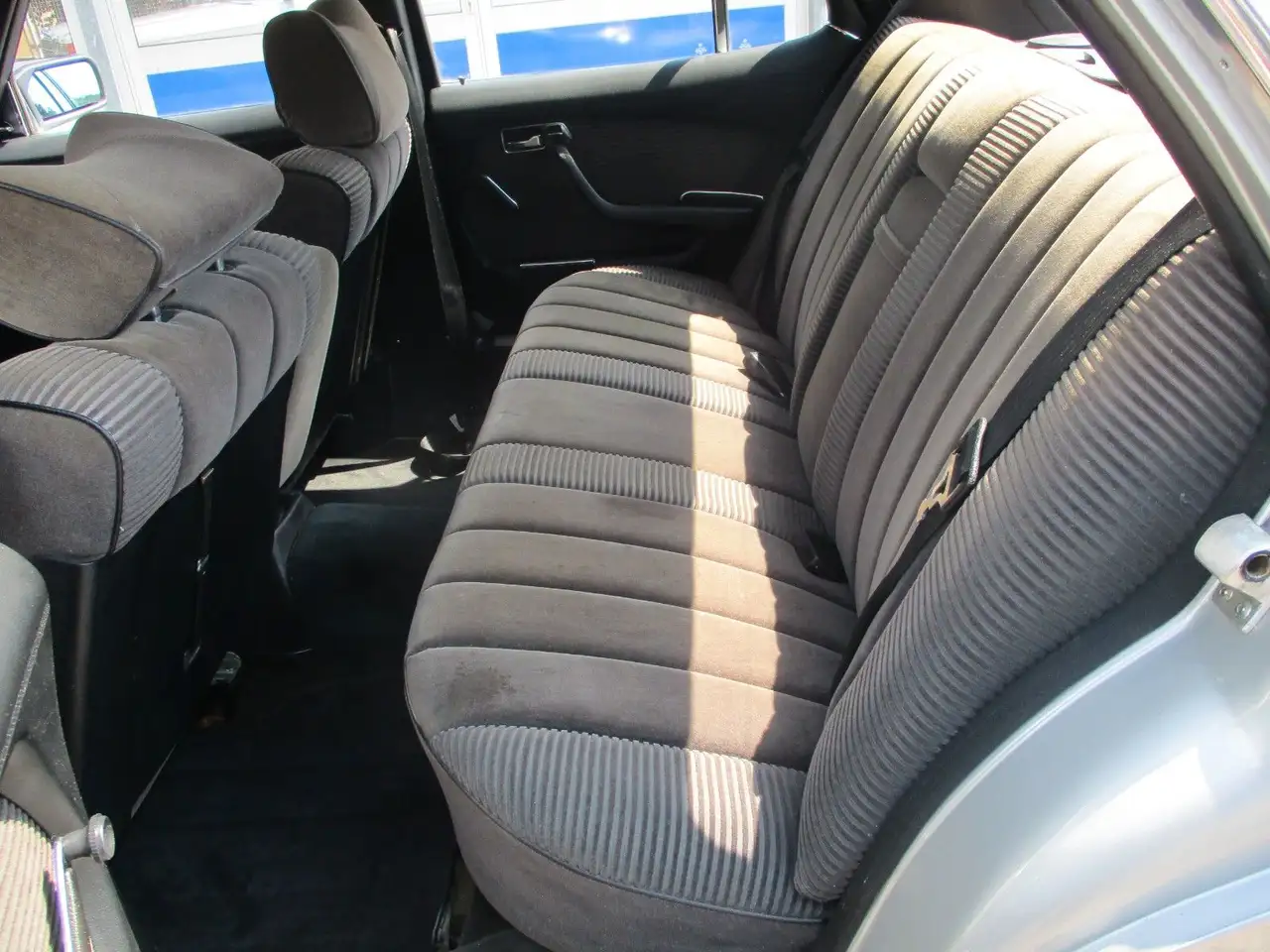 Mercedes-Benz 280 SE W116 +Barock+Becker+H-Kennzeichen, foto 12