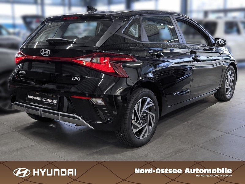 Hyundai i20 Trend kein Weltmeister Wochen — photo 3
