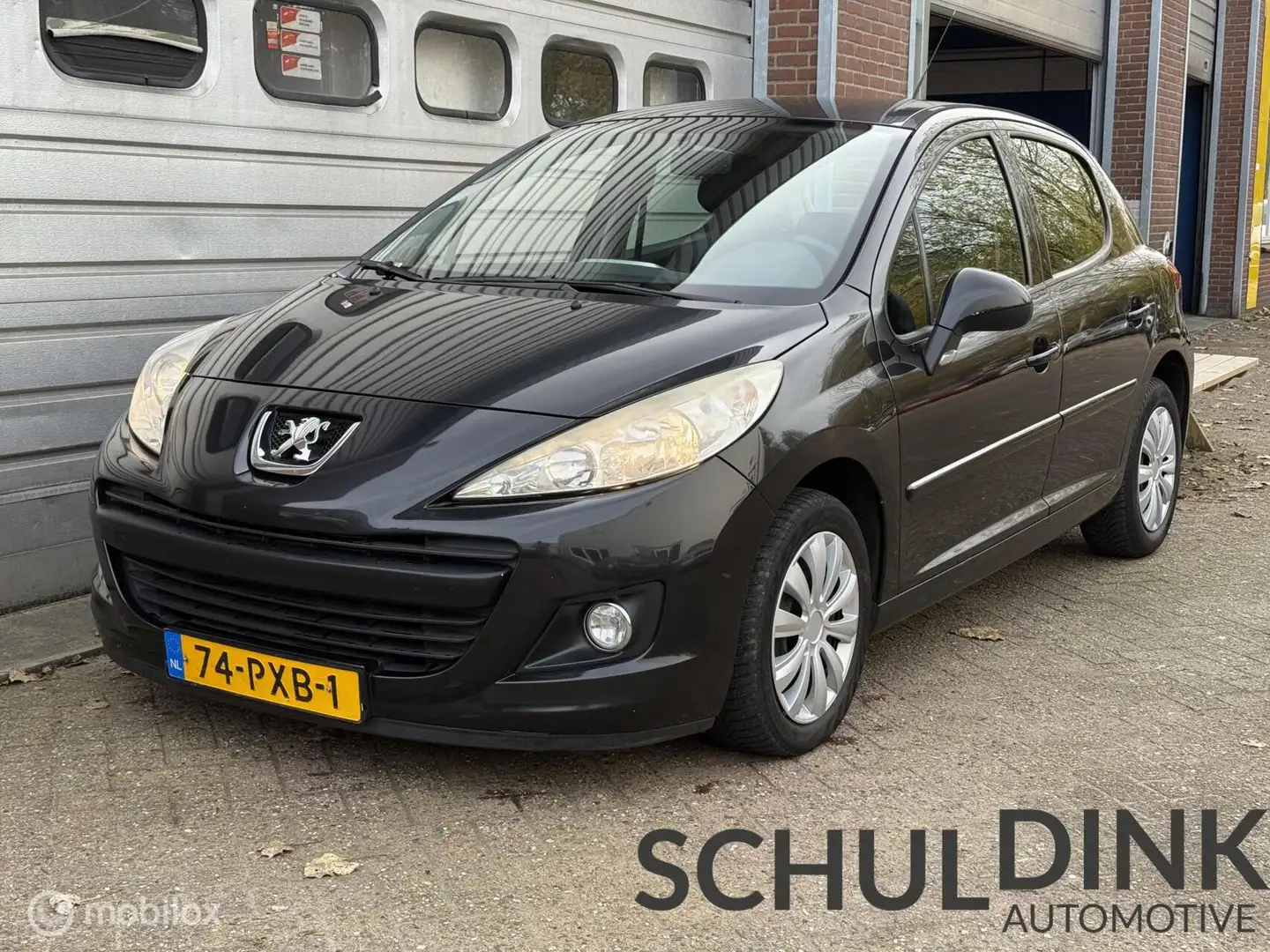 Peugeot 207 1.4 VTi Access AIRCO|CRUISE CONTROLE Zwart - 2