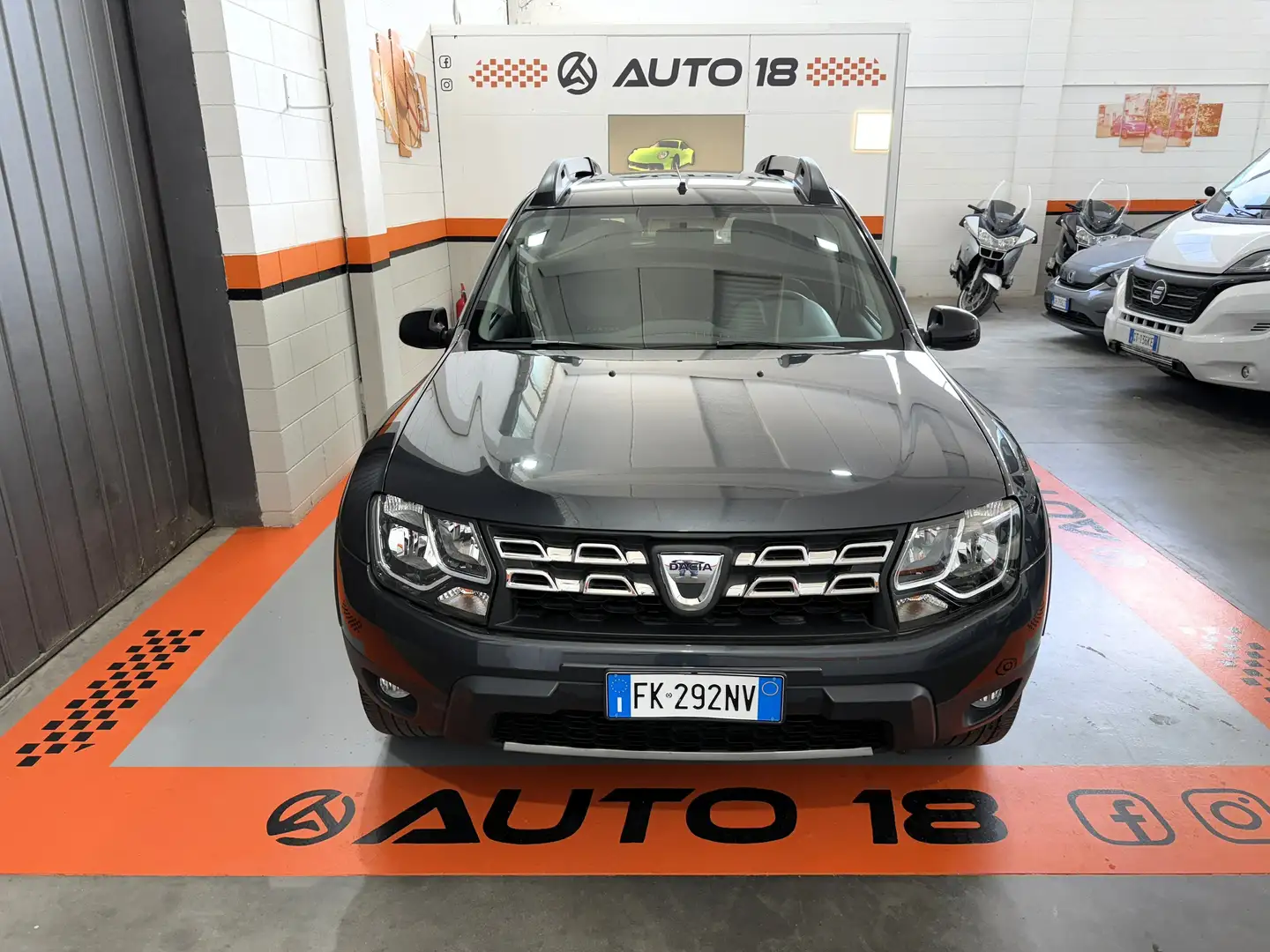 Dacia Duster 1.6 115CV S&S 4x2 GPL Edizione Speciale Brave! Negro - 2