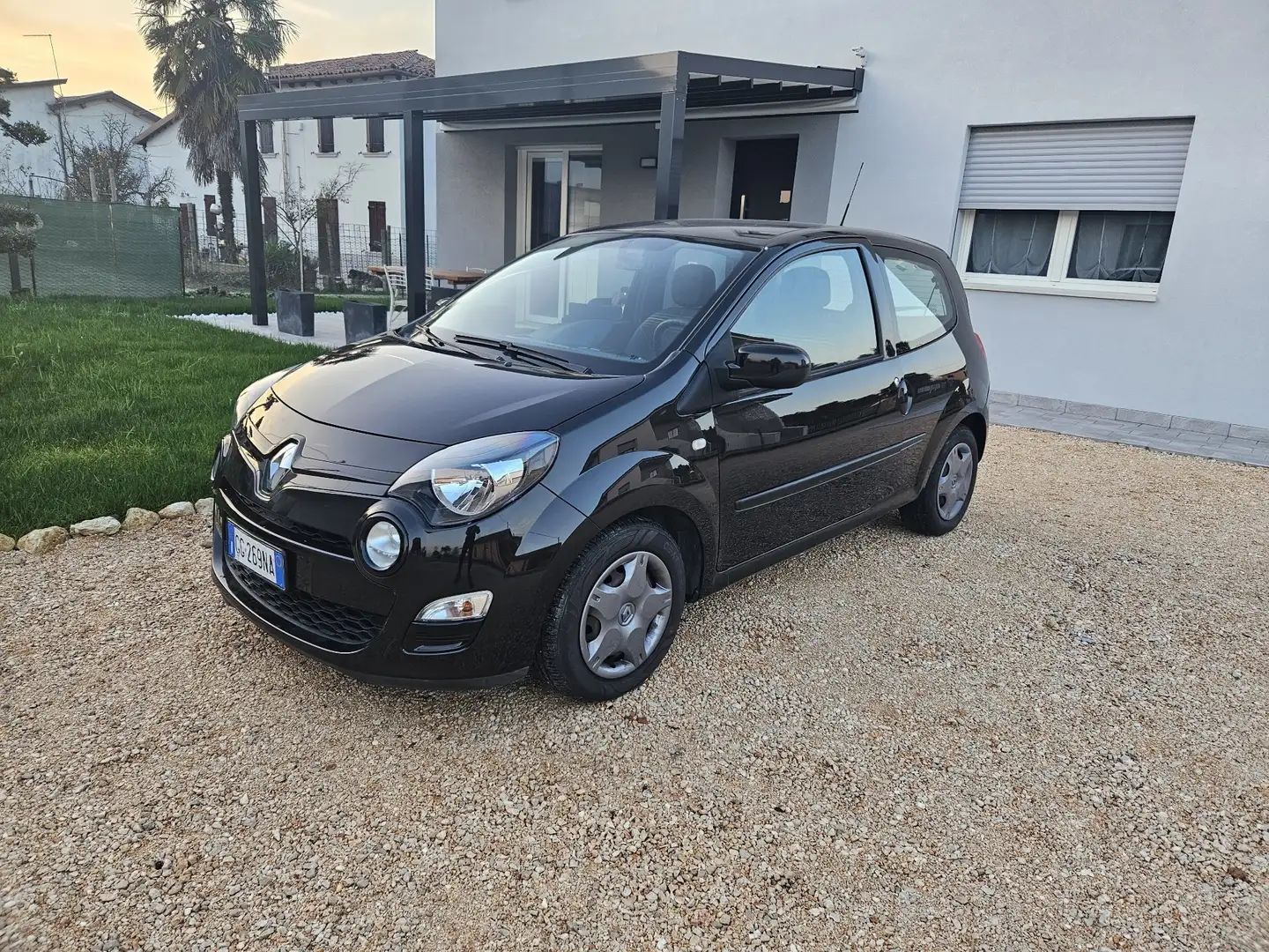 Renault Twingo 1.2 Energy 105g 75cv Nero - 1