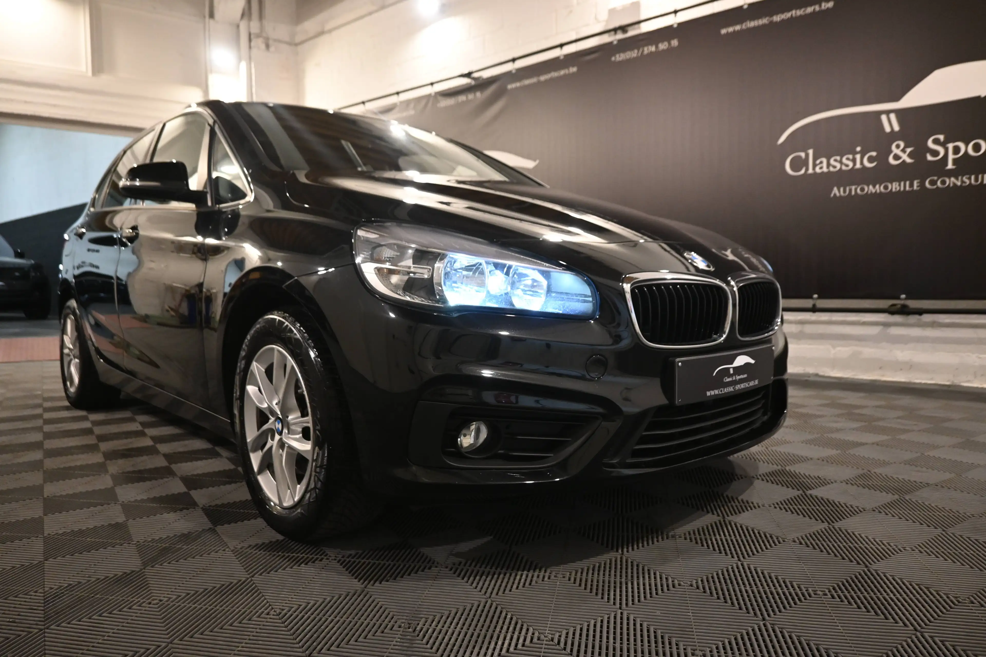BMW 216 d  Active Tourer / LEDS / GPS NAVIGATION / BLUETOOTH / PDC !! — photo 2