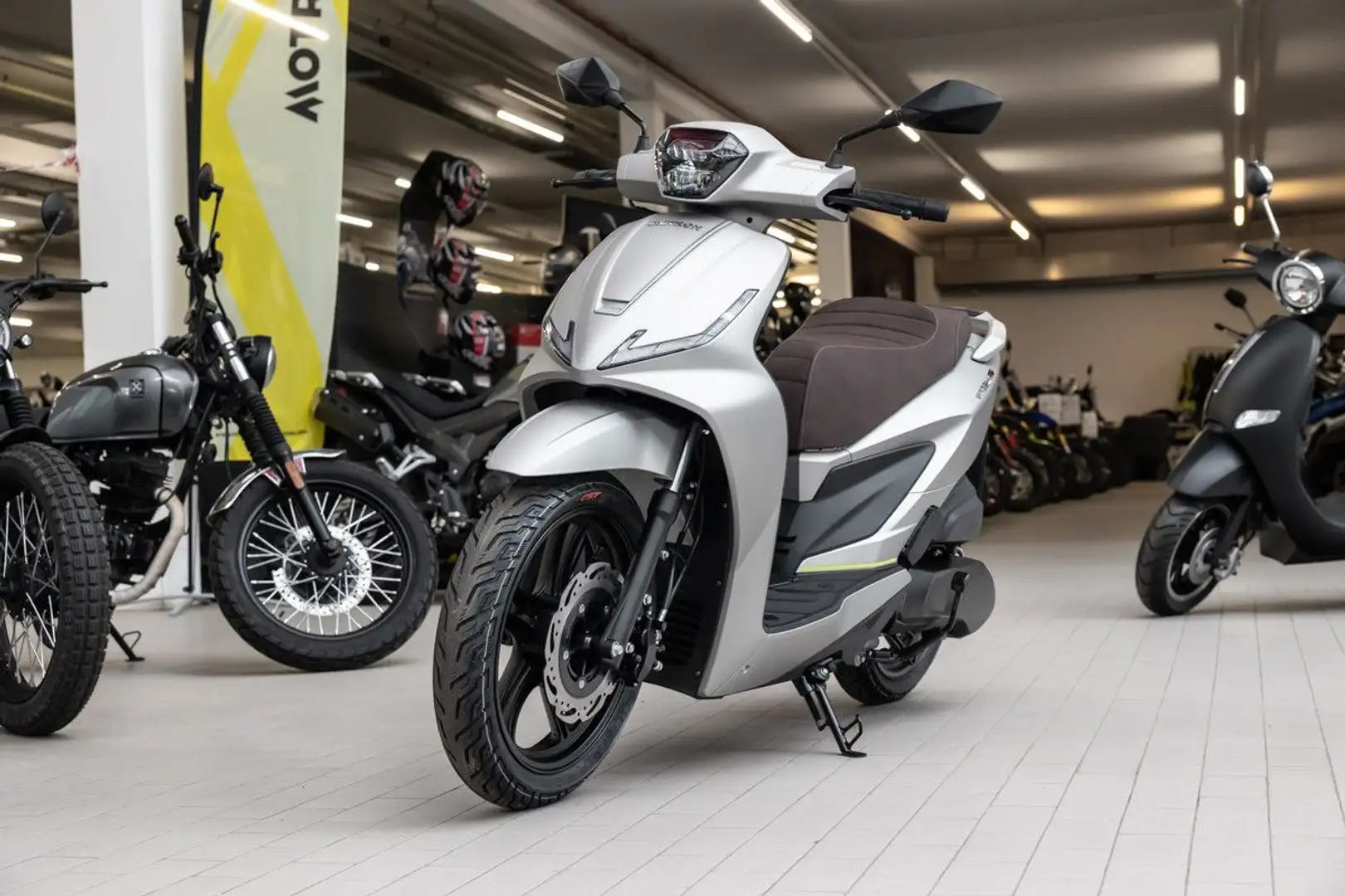 Motron Ventura 125, sofort lieferbar, Lieferservice Серебристый - 2