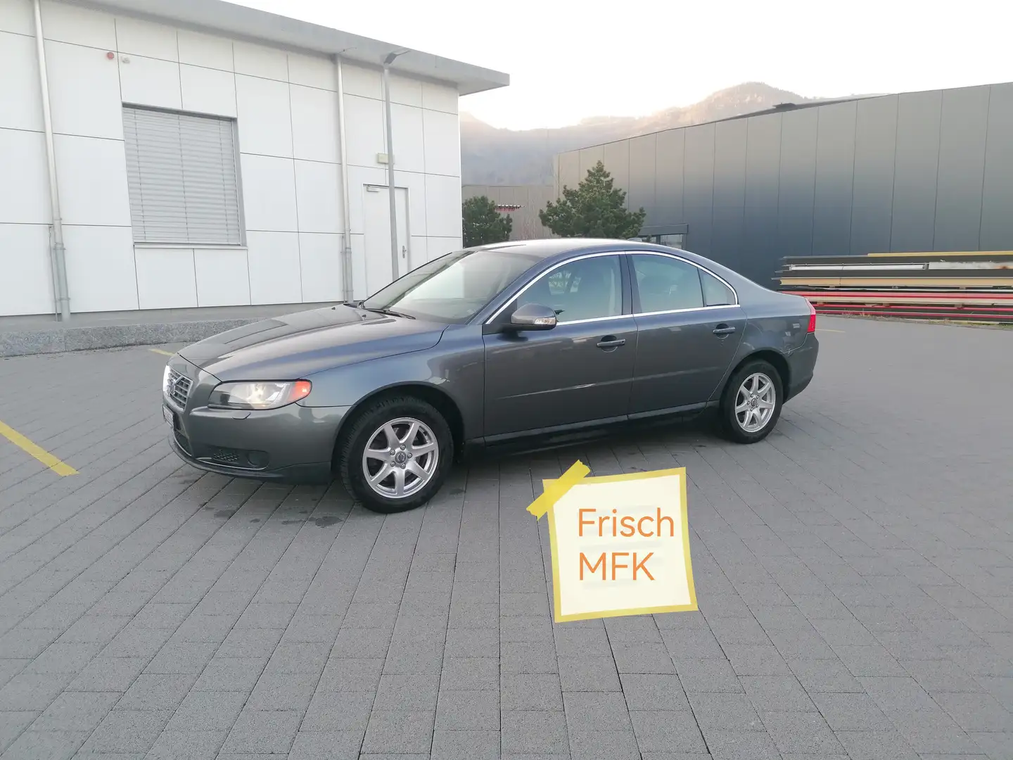 Volvo S80 S80 2.5T, Frisch MFK, AHK 1800kg - 1