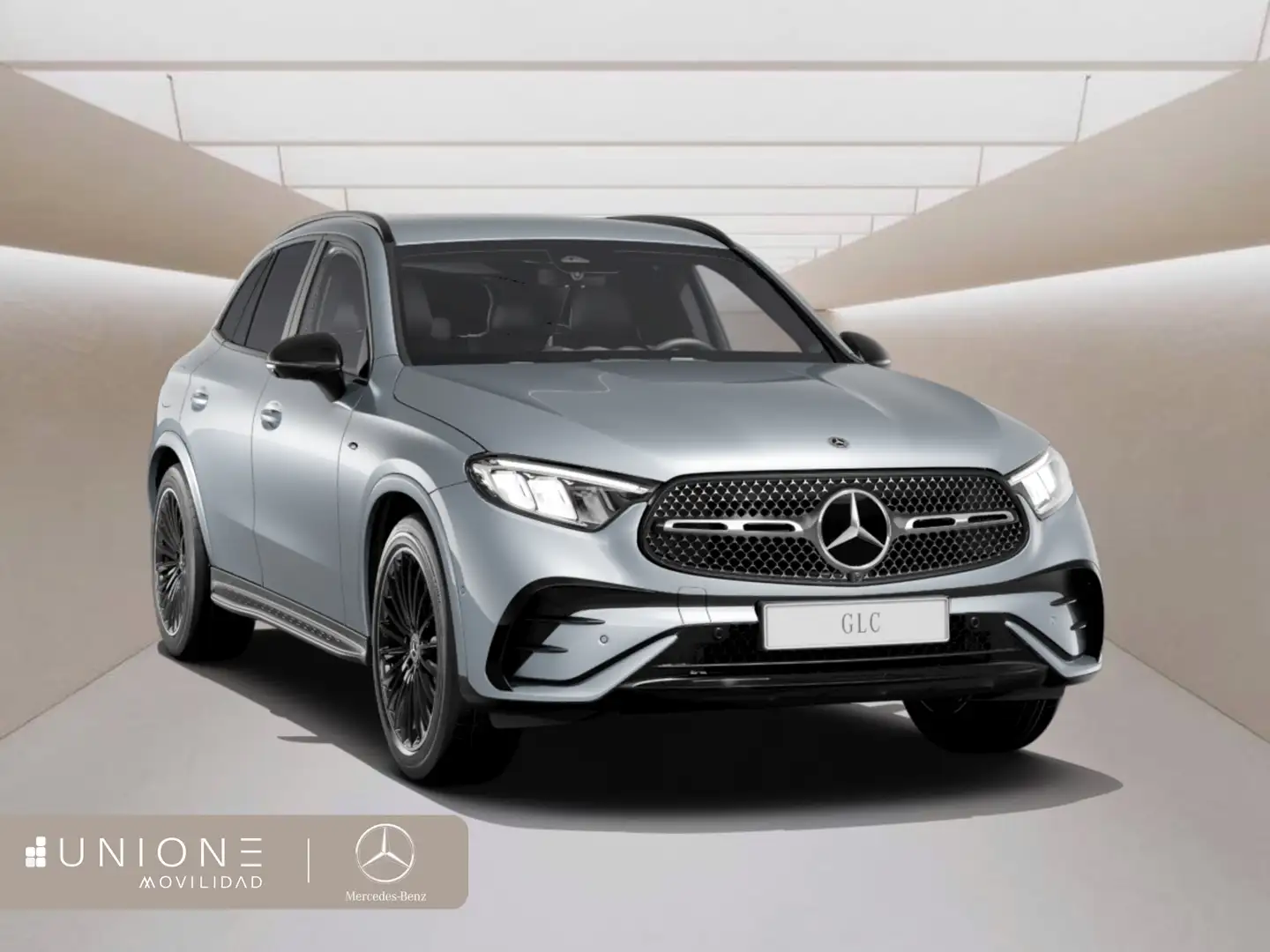 Mercedes-Benz GLC 300 de 4MATIC con tecnología híbrida - 2