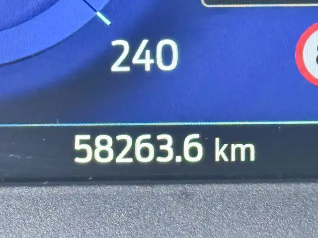 Ford Focus view 23