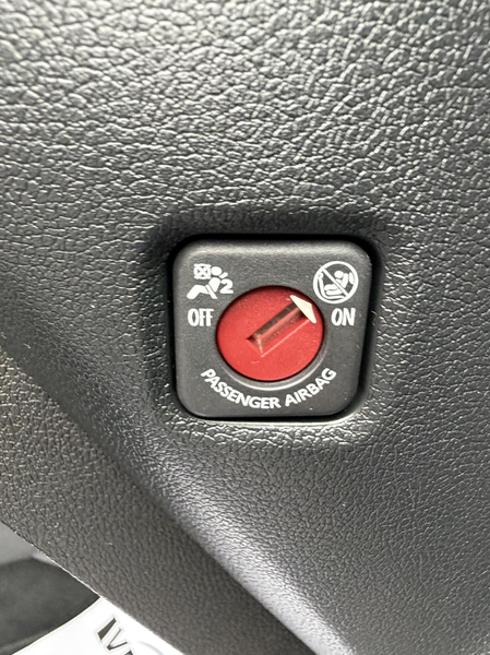 Peugeot Rifter 1.2 110pk Panoramadak 47.000km nwe Distributie Gar — photo 42